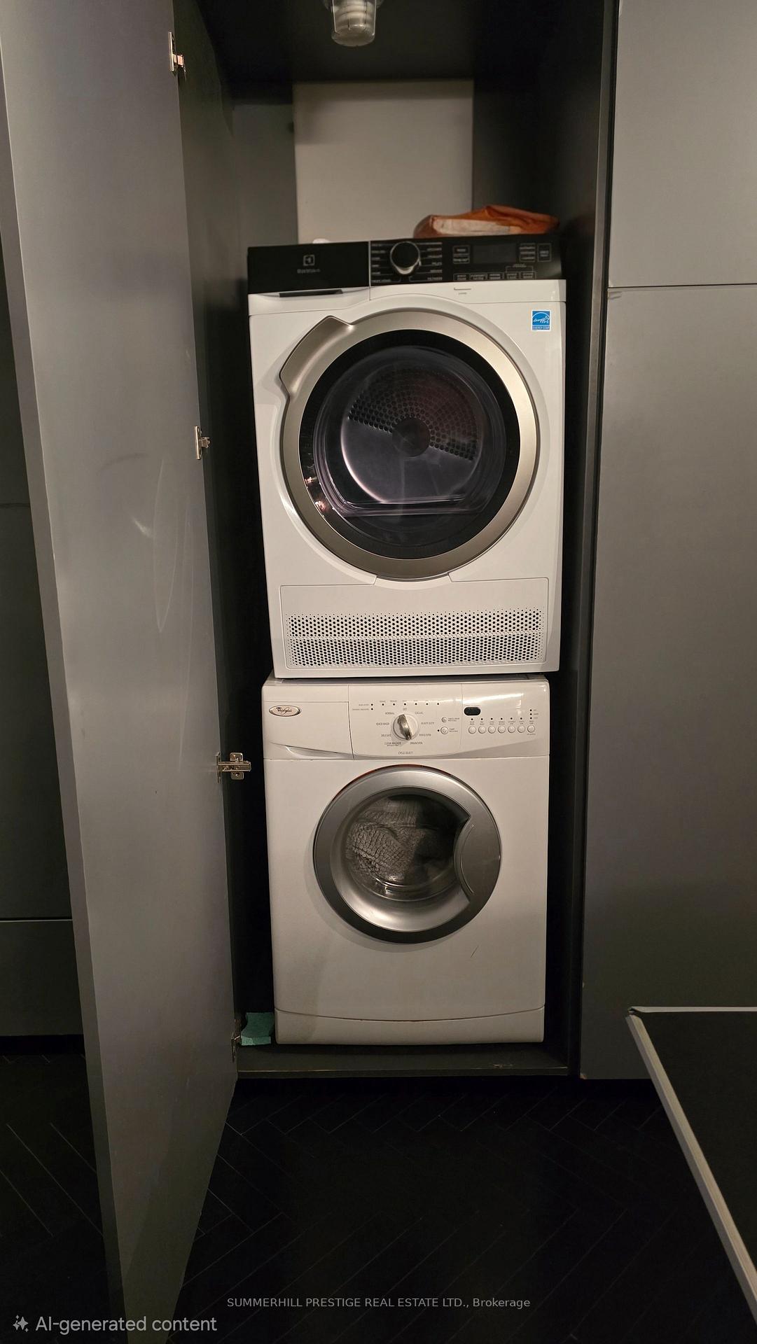 Photo 11 of Unit 112, 1 Benvenuto Place, Toronto, Casa Loma — HOMEH