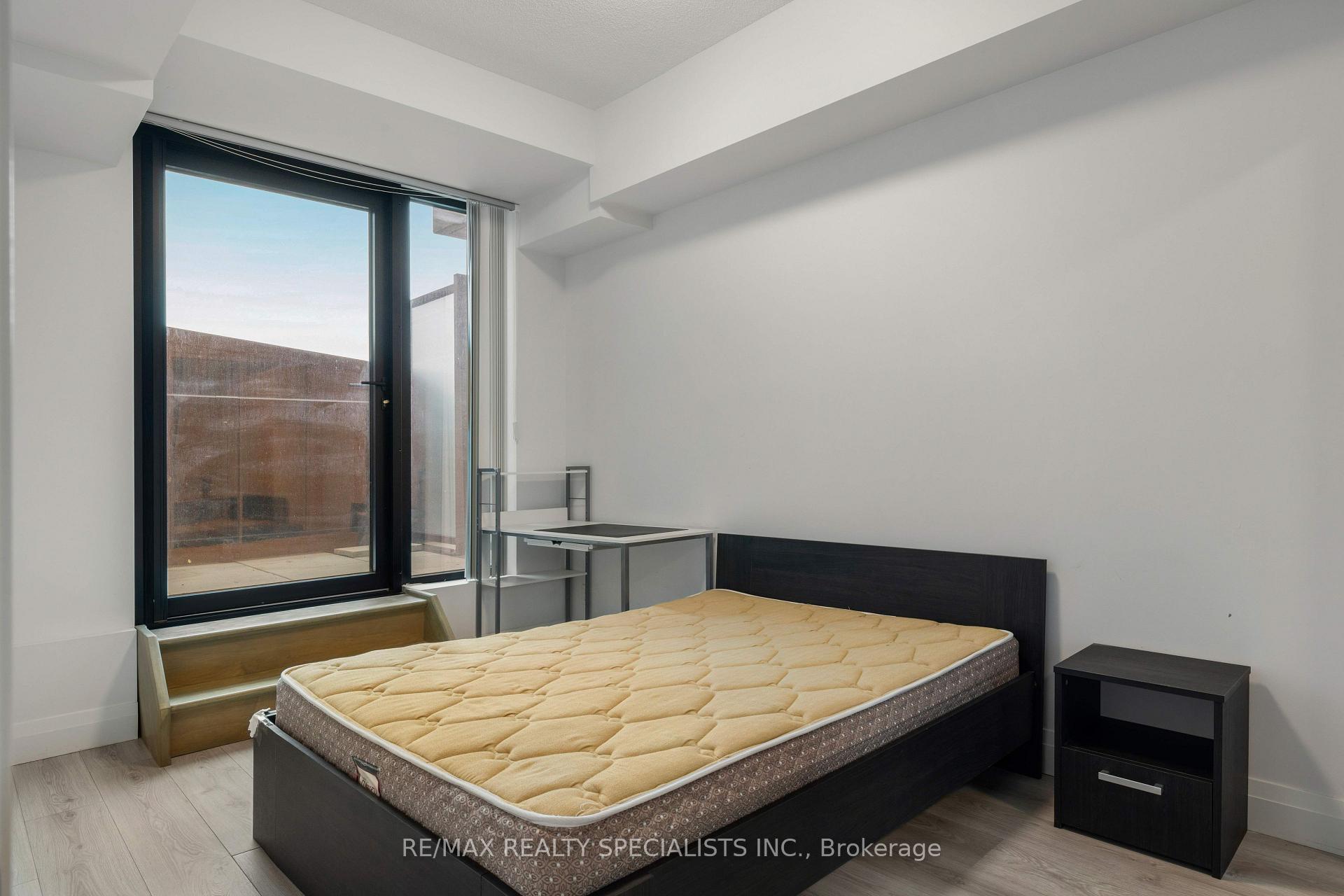 Photo 15 of Unit 522, 652 Princess Street, Kingston, Central City East — HOMEH