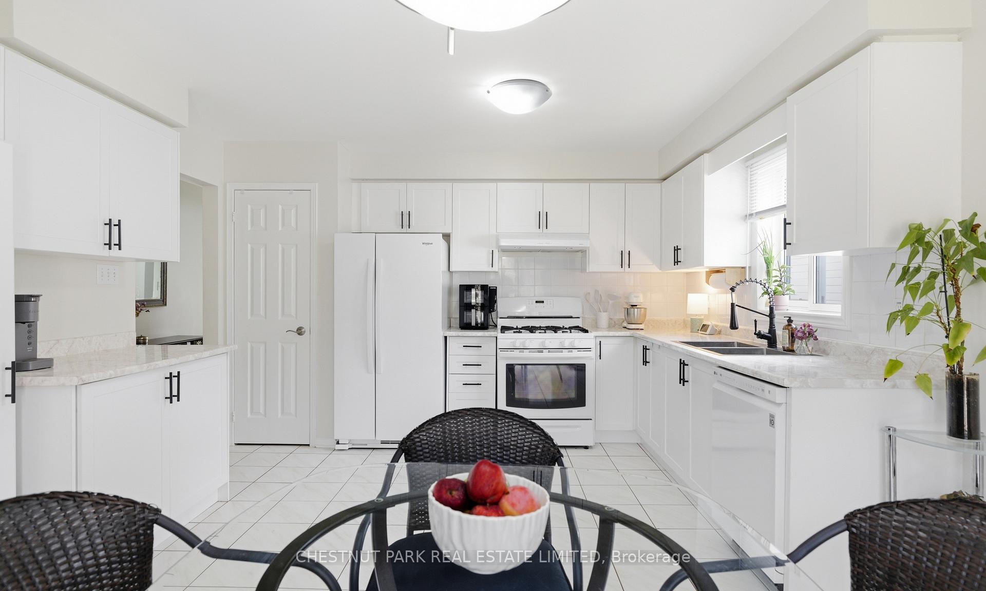 Photo 12 of 788 Rose Lane, Innisfil, Alcona — HOMEH
