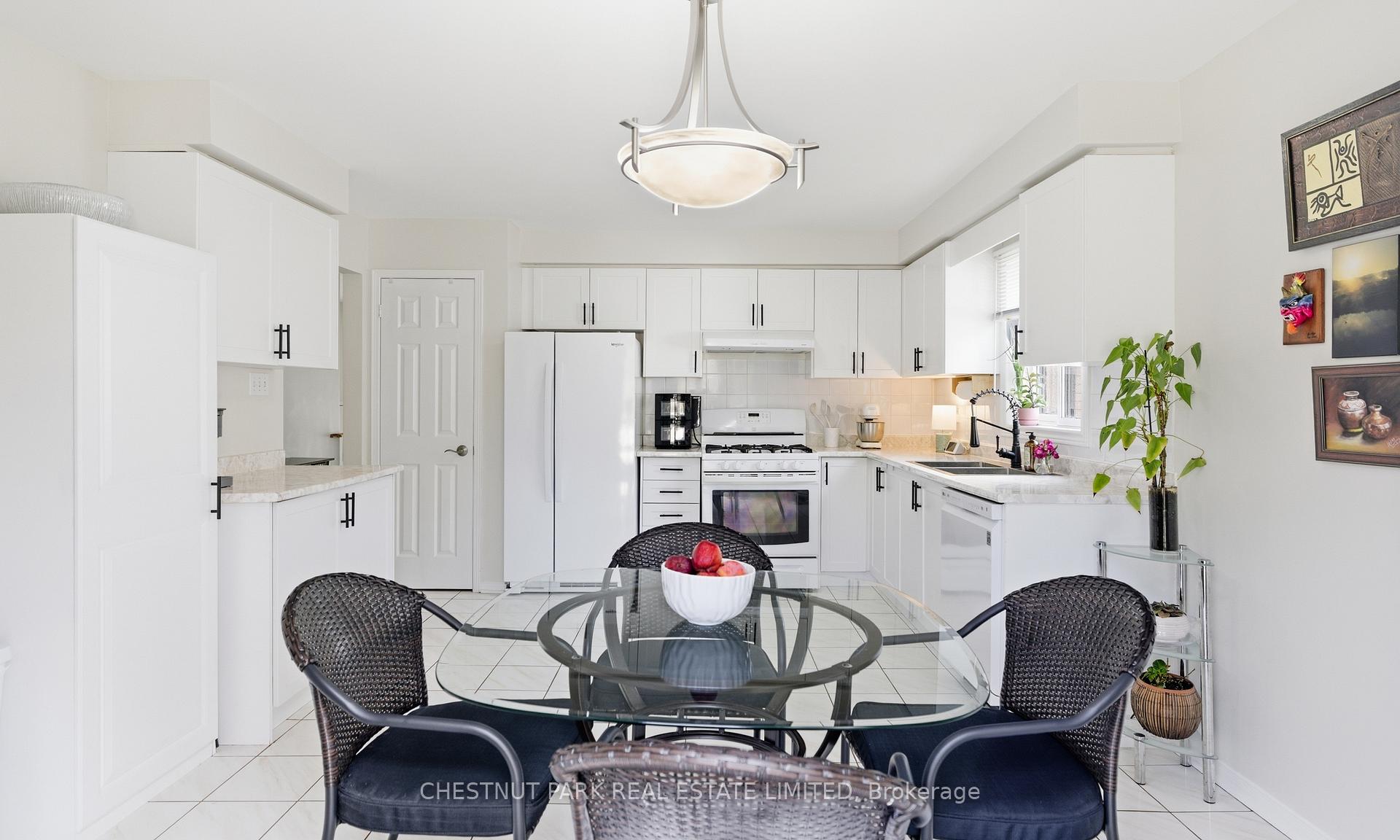 Photo 13 of 788 Rose Lane, Innisfil, Alcona — HOMEH