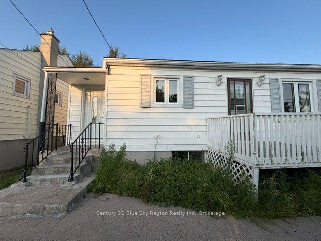 Photo 4 of 578 Mcphail Street, North Bay, Central — HOMEH