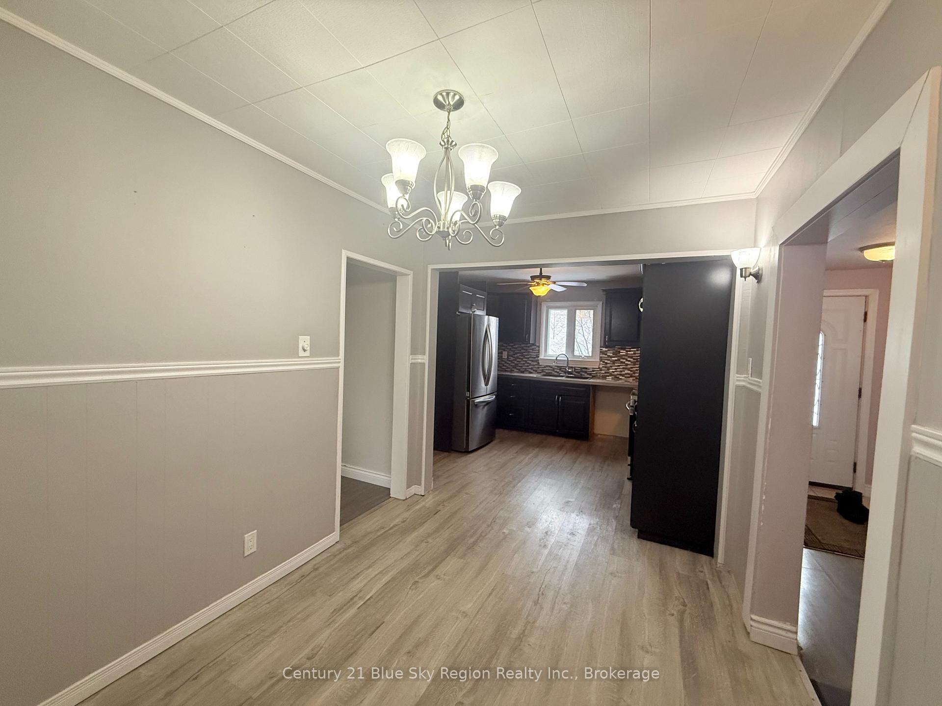 Photo 10 of 578 Mcphail Street, North Bay, Central — HOMEH