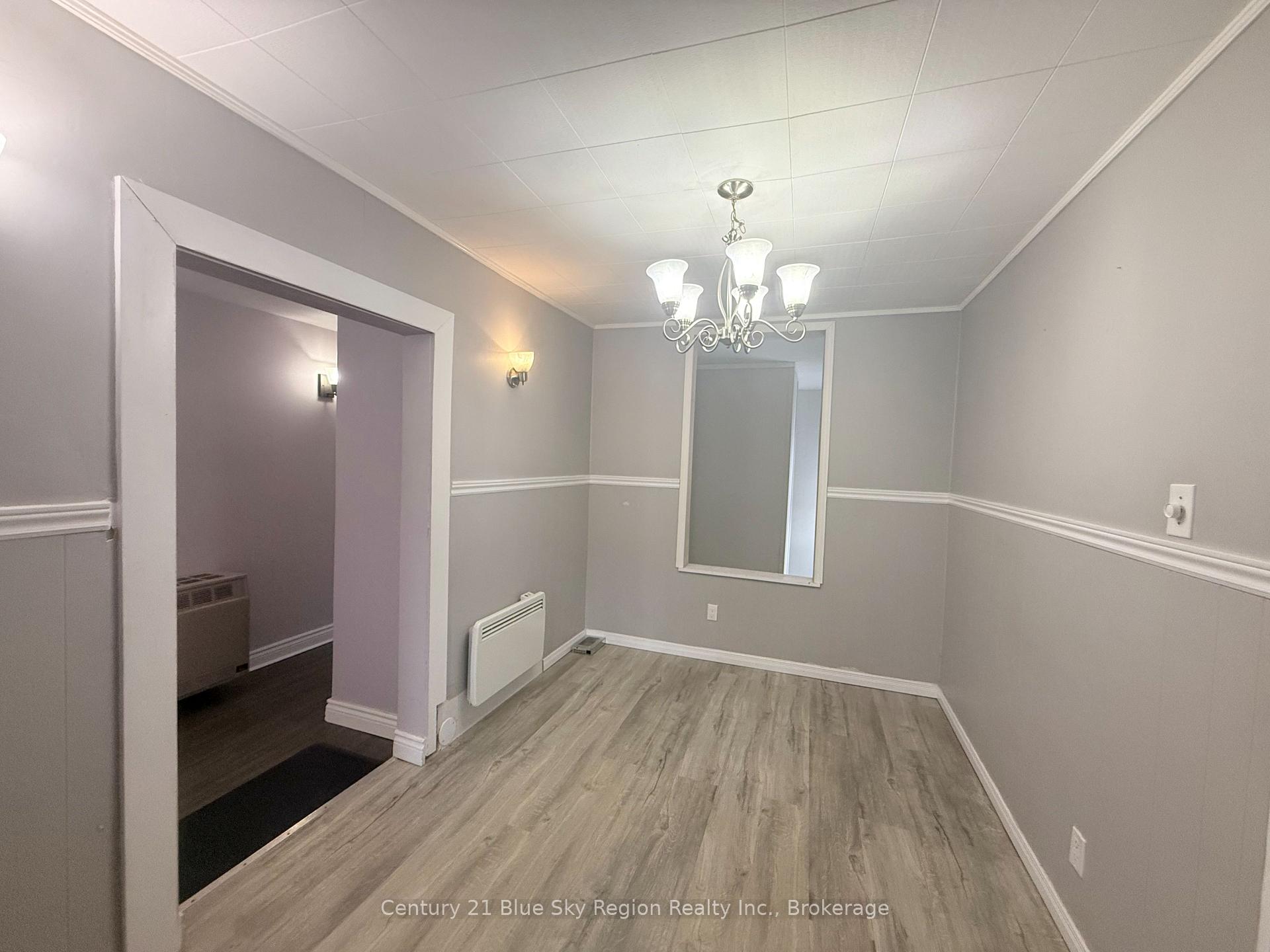 Photo 11 of 578 Mcphail Street, North Bay, Central — HOMEH
