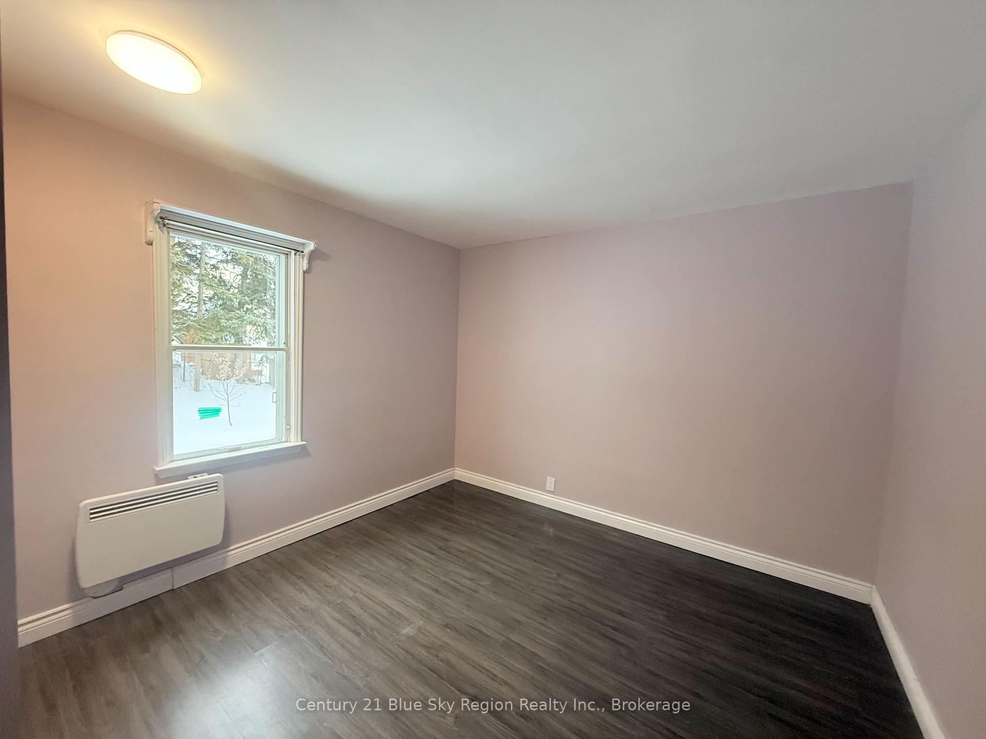 Photo 15 of 578 Mcphail Street, North Bay, Central — HOMEH