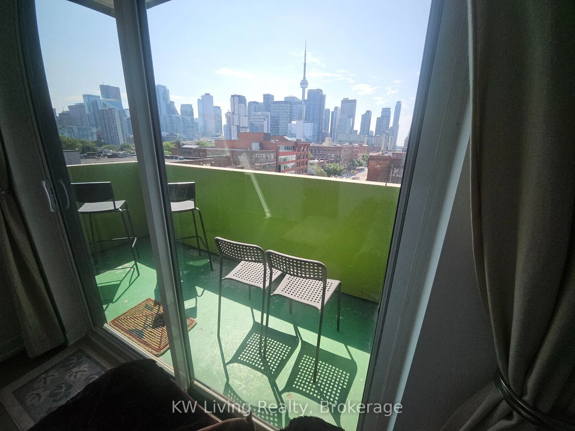 Photo 10 of Unit 810, 10 Willison Square, Toronto, Kensington-Chinatown — HOMEH