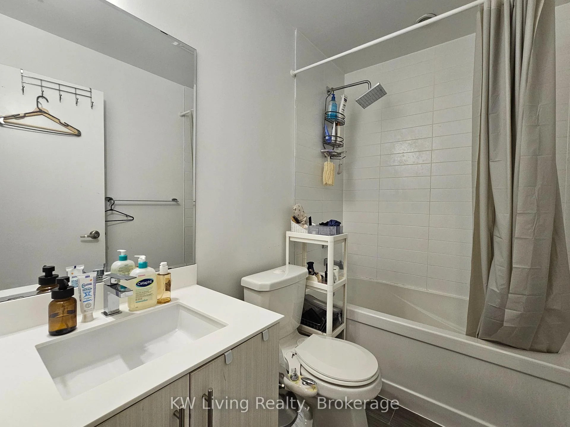 Photo 17 of Unit 810, 10 Willison Square, Toronto, Kensington-Chinatown — HOMEH