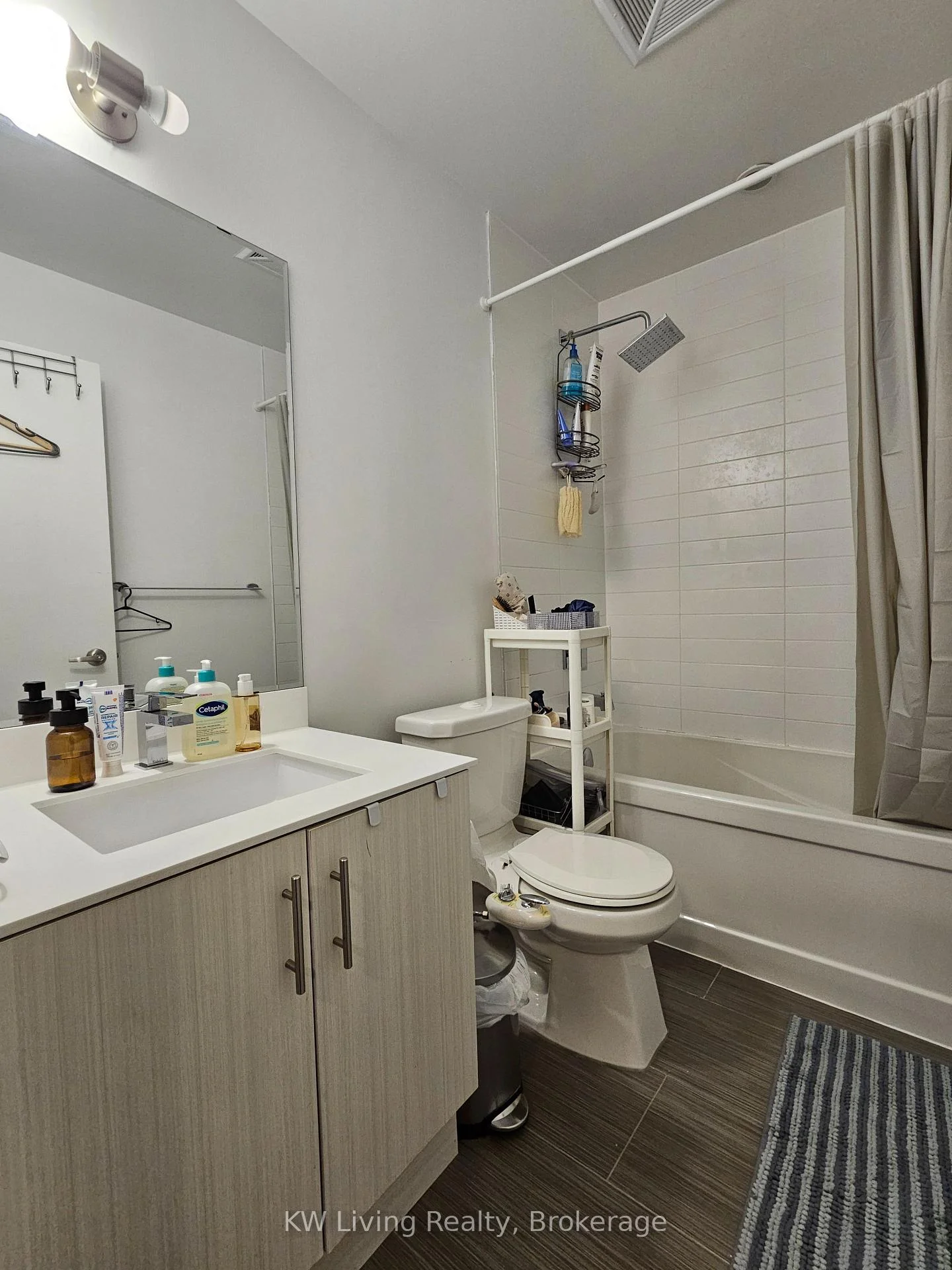Photo 19 of Unit 810, 10 Willison Square, Toronto, Kensington-Chinatown — HOMEH