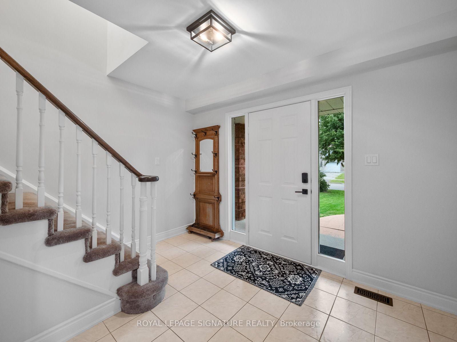 Photo 3 of 51 Kintyre Street, Clarington, Courtice — HOMEH