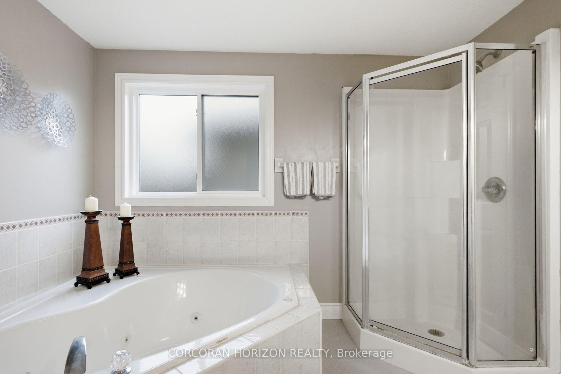 Photo 32 of 82 Ptarmigan Drive, Guelph, Kortright Hills — HOMEH