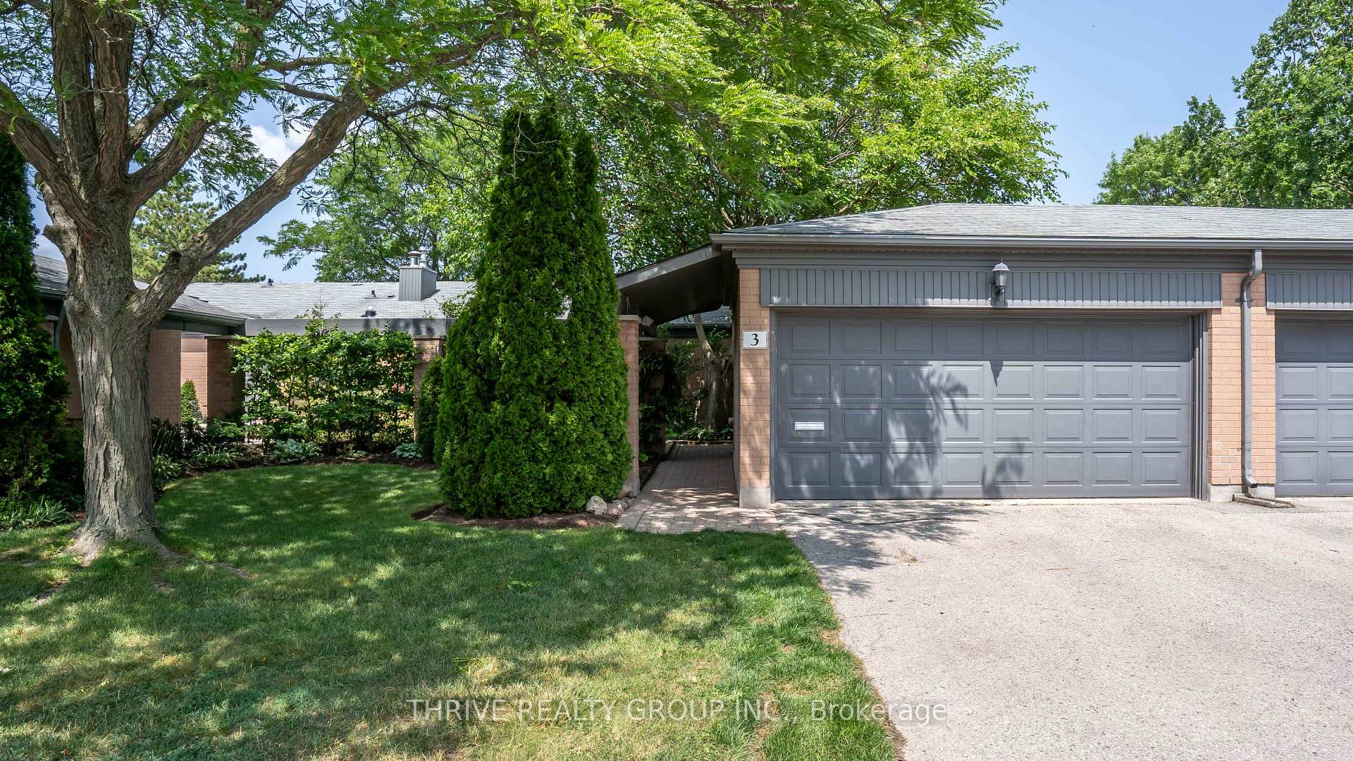 Front of Unit 3, 50 Fiddlers Green Road