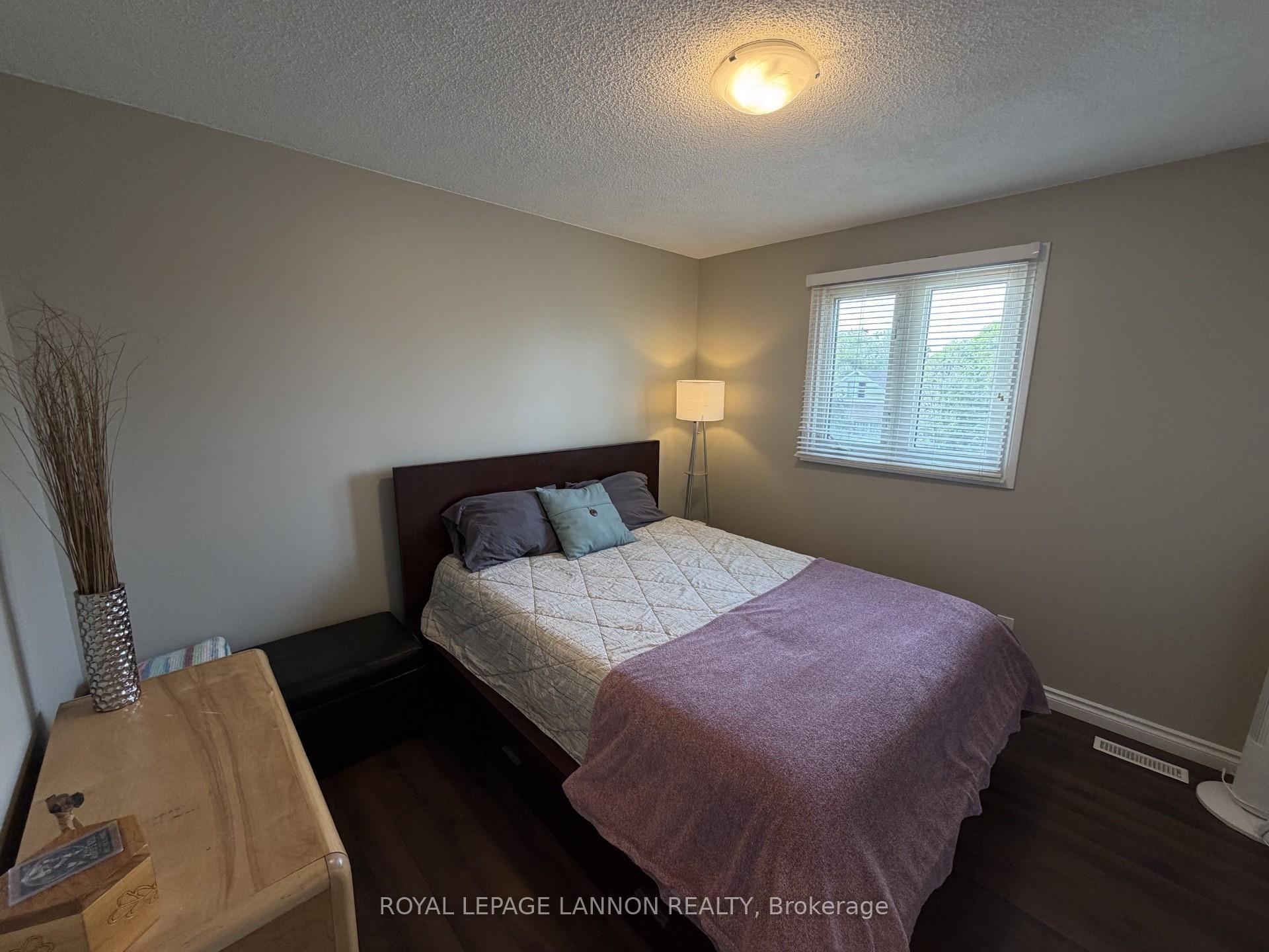 Photo 12 of 338 Dacre Street, Thunder Bay, Current River — HOMEH