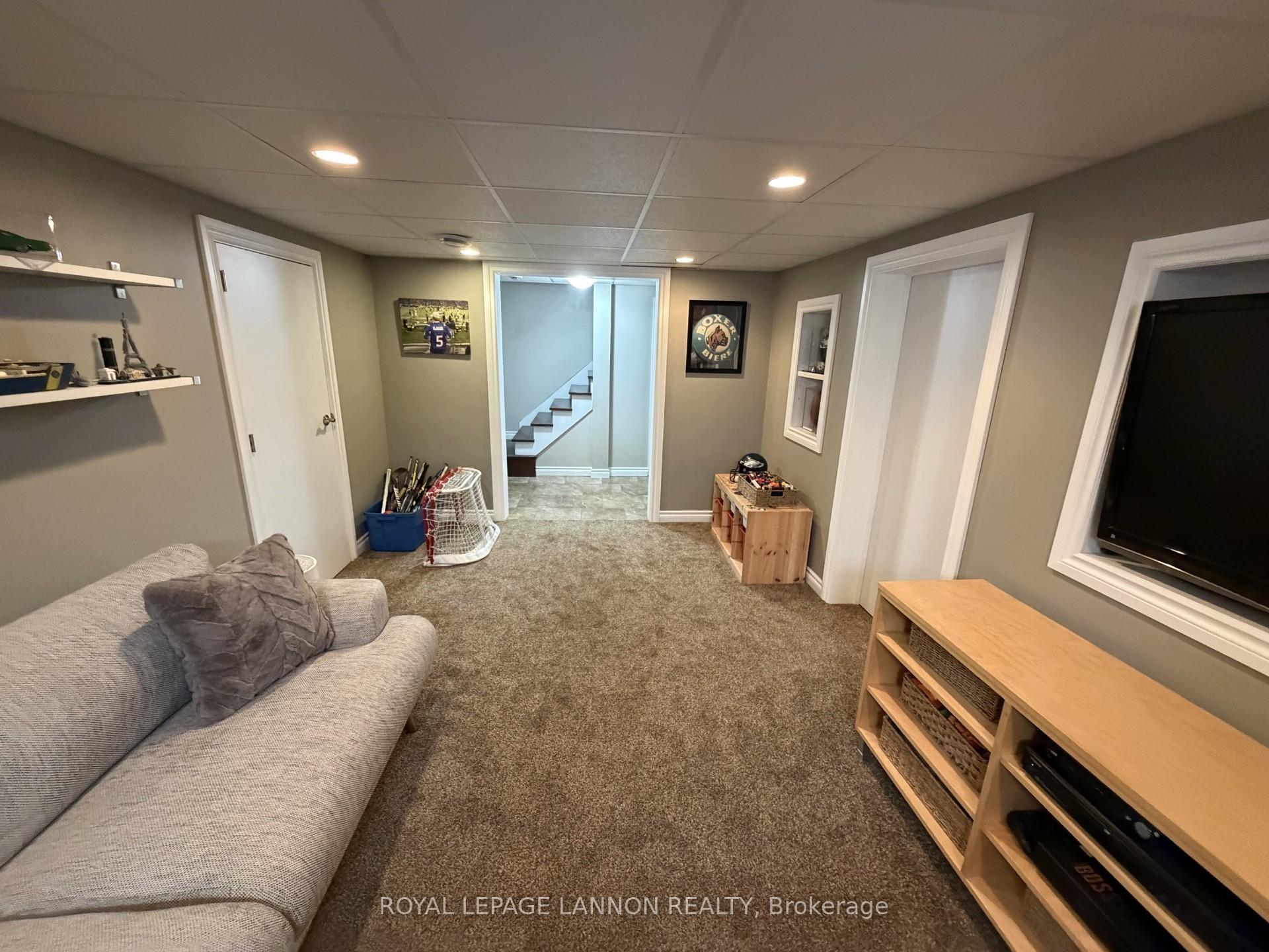 Photo 18 of 338 Dacre Street, Thunder Bay, Current River — HOMEH
