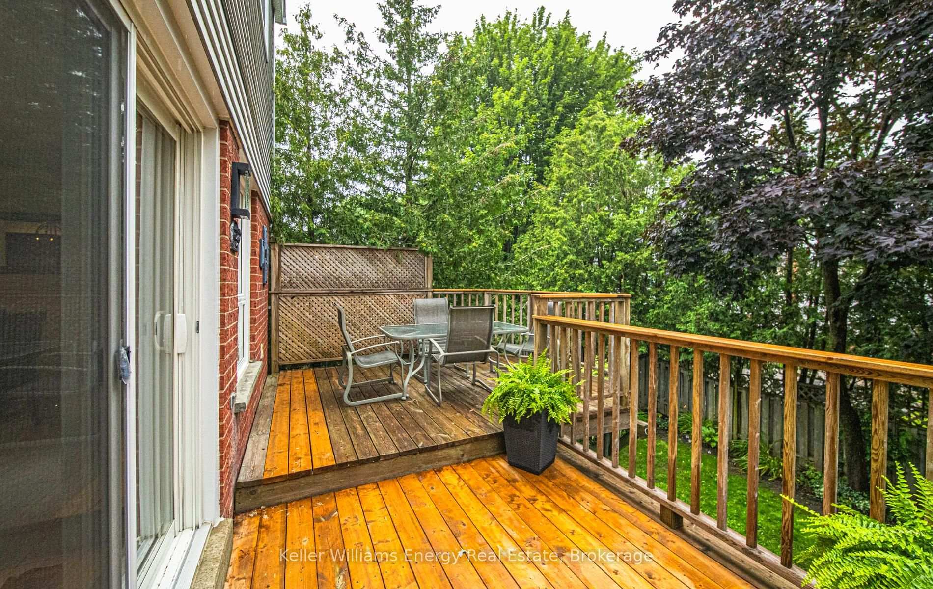 Photo 9 of 27 Teddington Crescent, Whitby, Pringle Creek — HOMEH