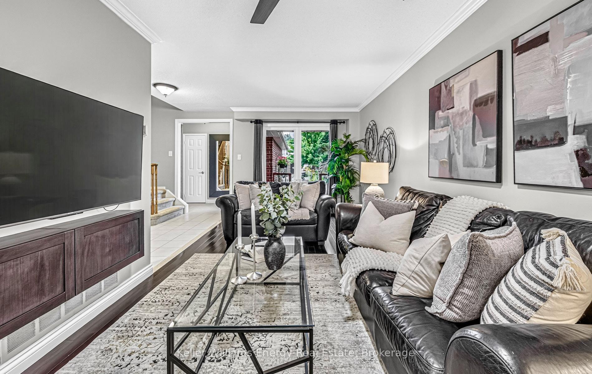 Photo 20 of 27 Teddington Crescent, Whitby, Pringle Creek — HOMEH