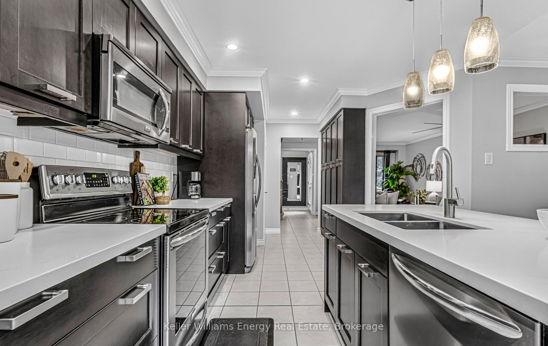 Photo 24 of 27 Teddington Crescent, Whitby, Pringle Creek — HOMEH
