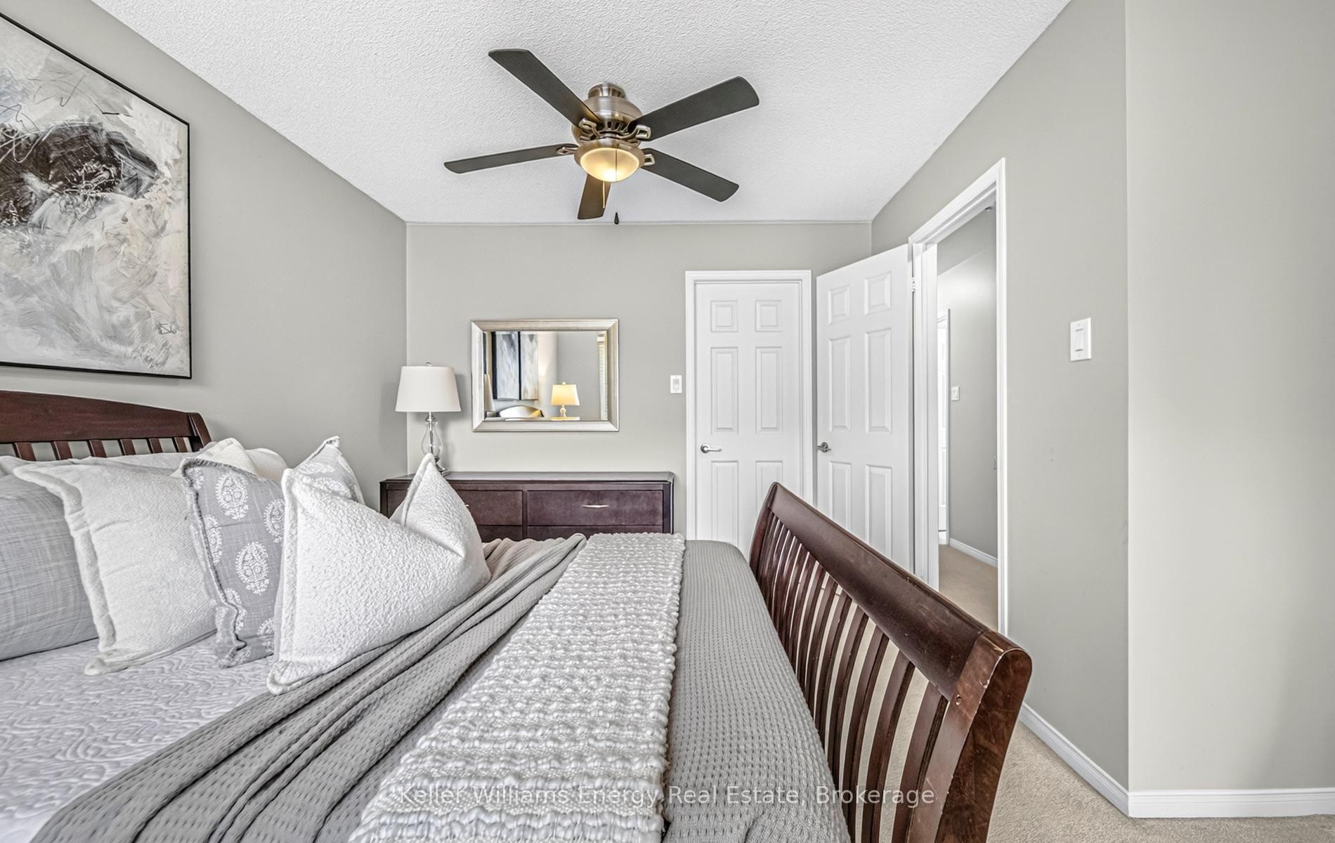 Photo 33 of 27 Teddington Crescent, Whitby, Pringle Creek — HOMEH