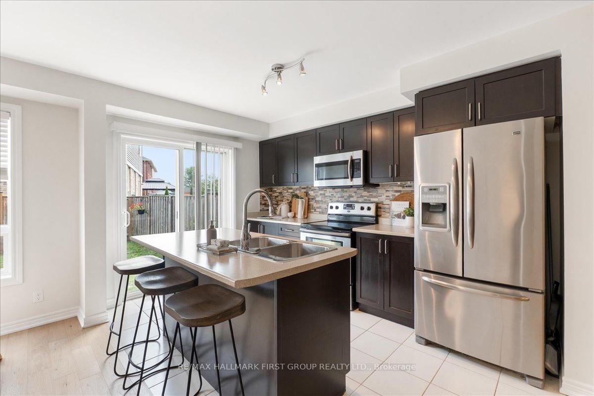 Photo 17 of 2361 Steeplechase Street, Oshawa, Windfields — HOMEH