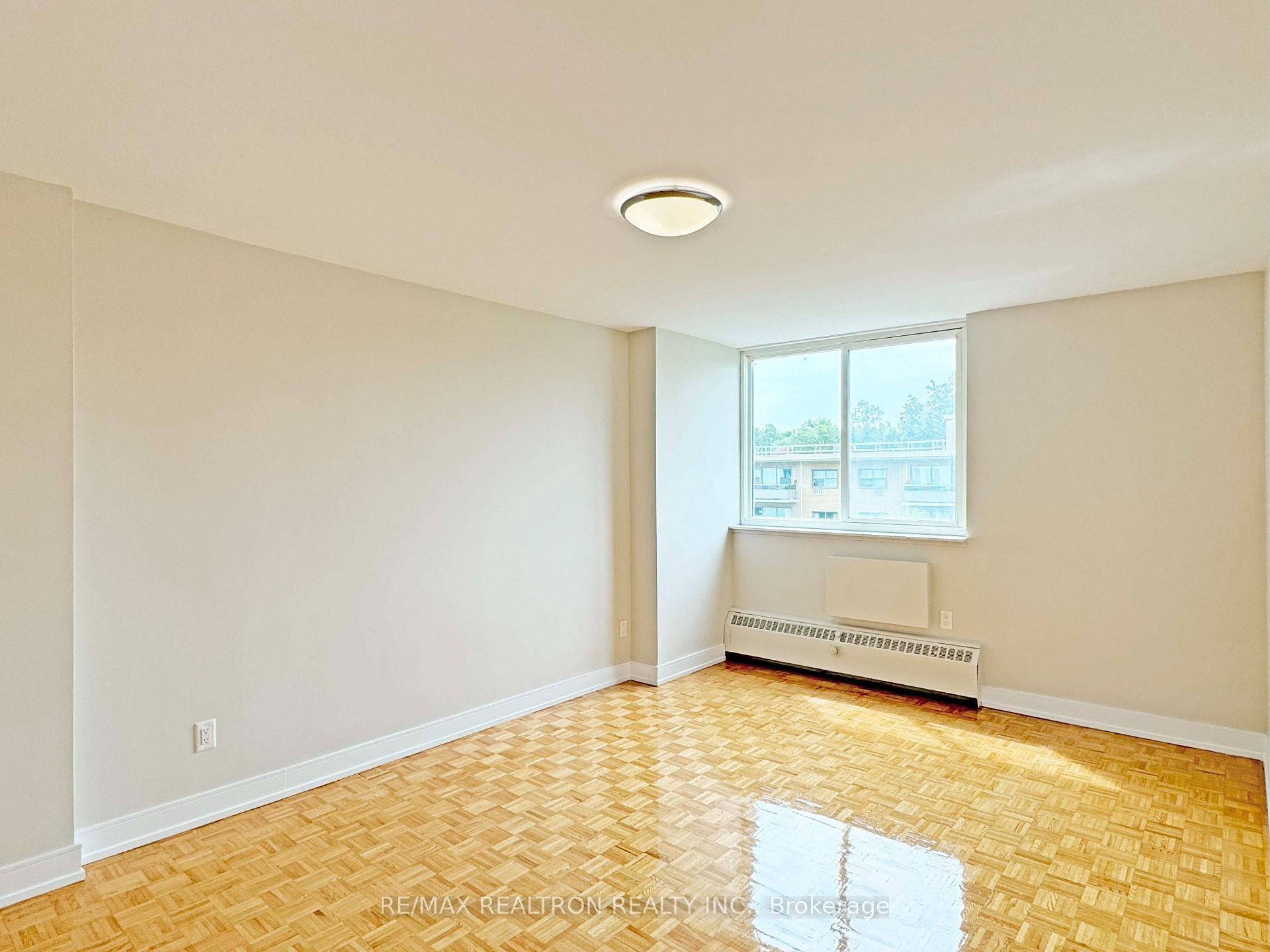 Photo 14 of Unit 607, 10 Shallmar Boulevard, Toronto, Forest Hill North — HOMEH