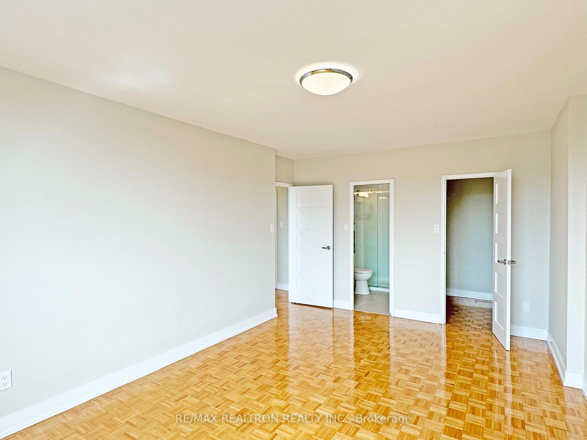 Photo 15 of Unit 607, 10 Shallmar Boulevard, Toronto, Forest Hill North — HOMEH