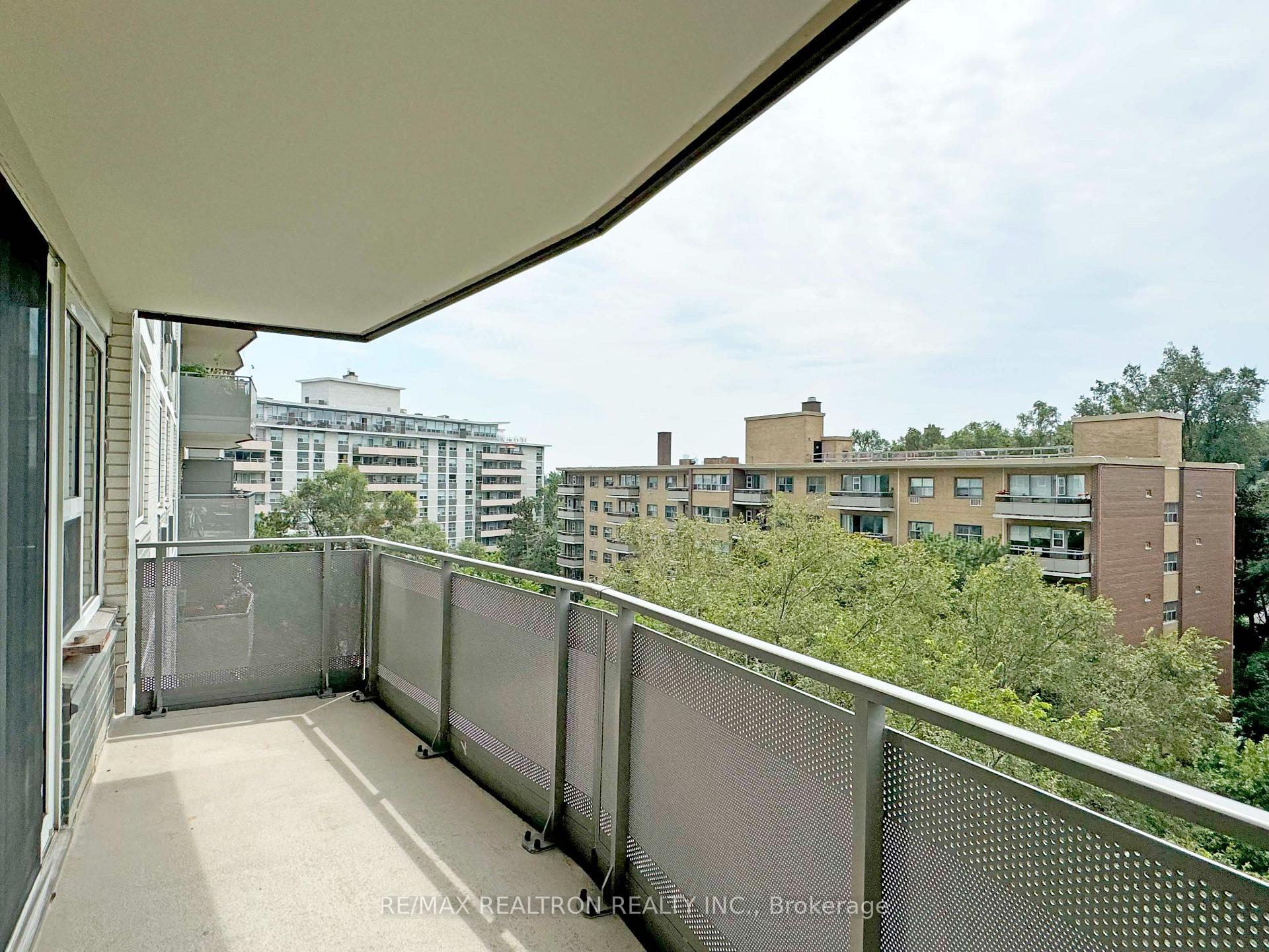 Photo 21 of Unit 607, 10 Shallmar Boulevard, Toronto, Forest Hill North — HOMEH