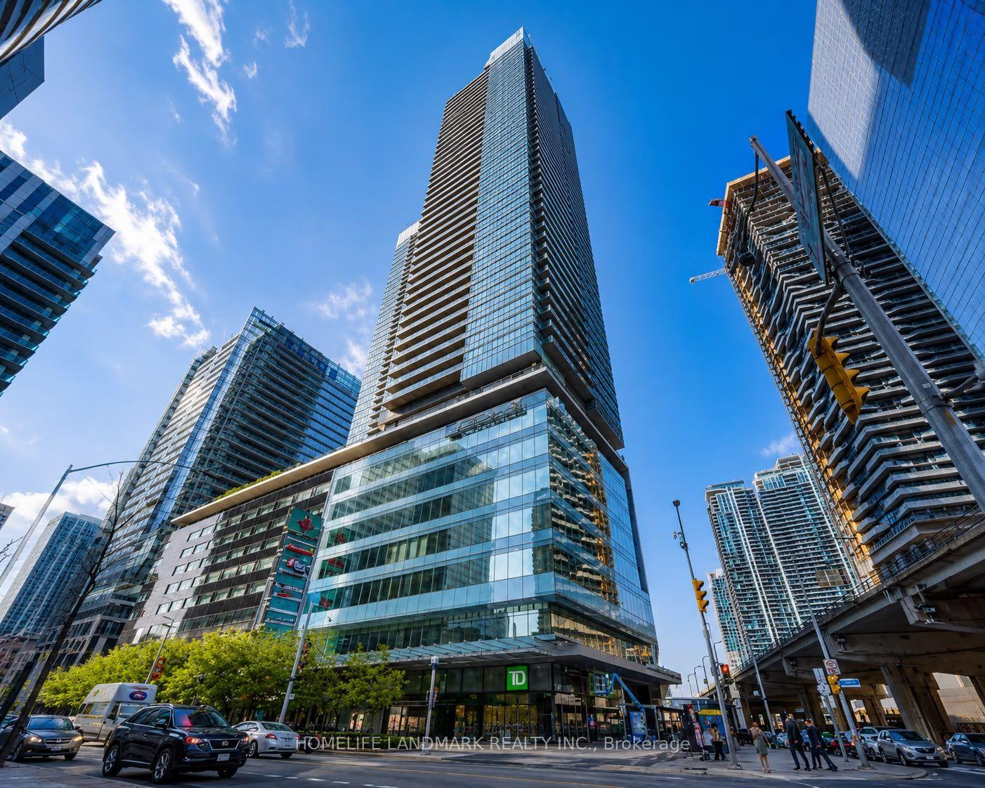 Front of Unit 4003, 55 bremner Boulevard