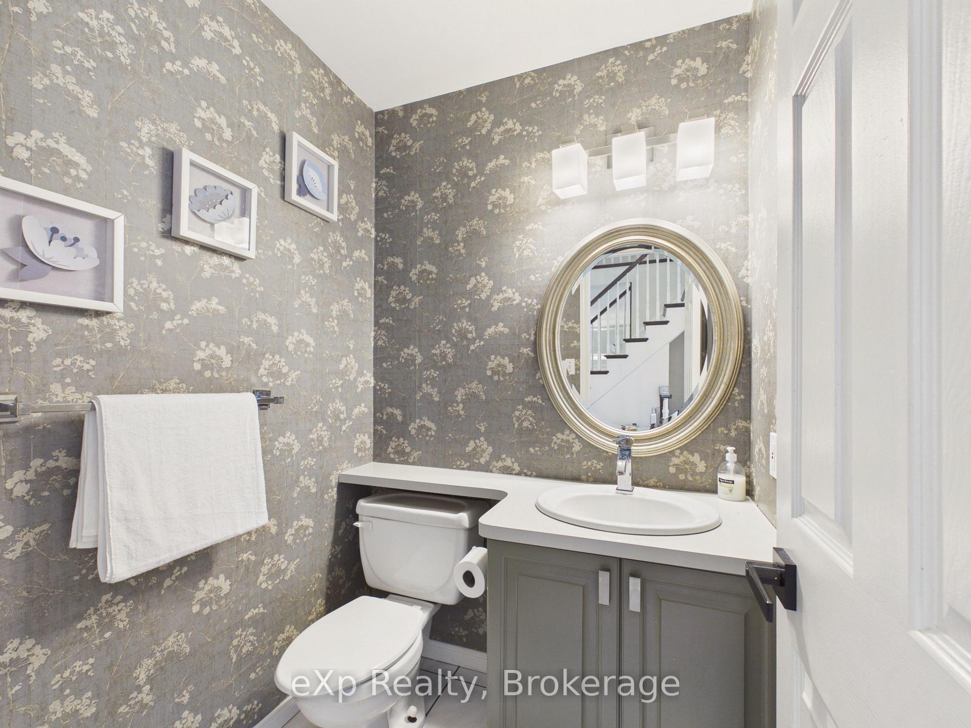 Photo 17 of 20 Highland Crescent, South Bruce — HOMEH