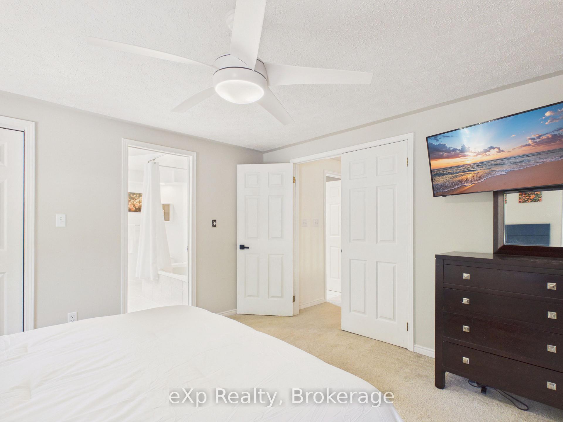 Photo 19 of 20 Highland Crescent, South Bruce — HOMEH