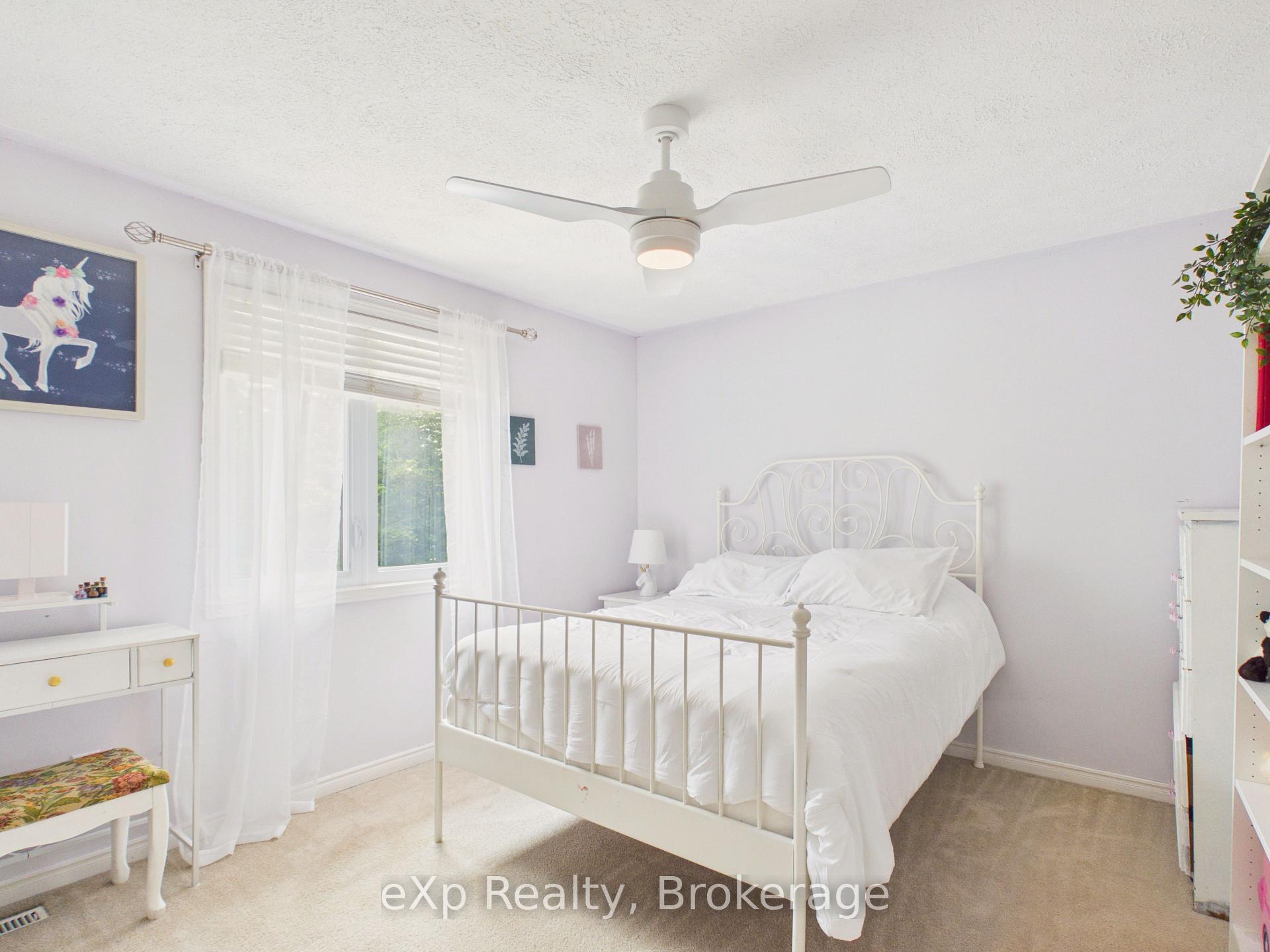 Photo 21 of 20 Highland Crescent, South Bruce — HOMEH