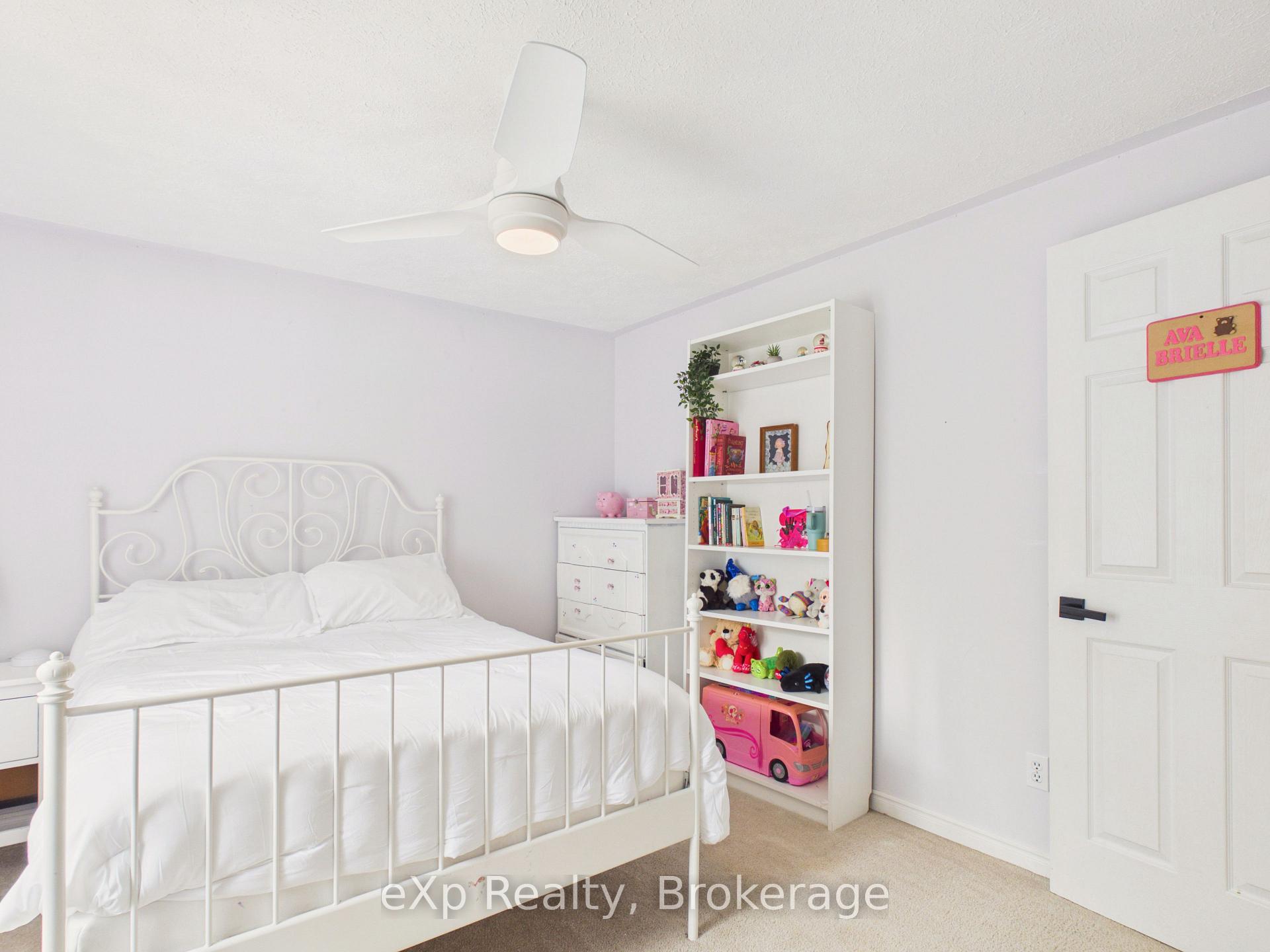 Photo 22 of 20 Highland Crescent, South Bruce — HOMEH