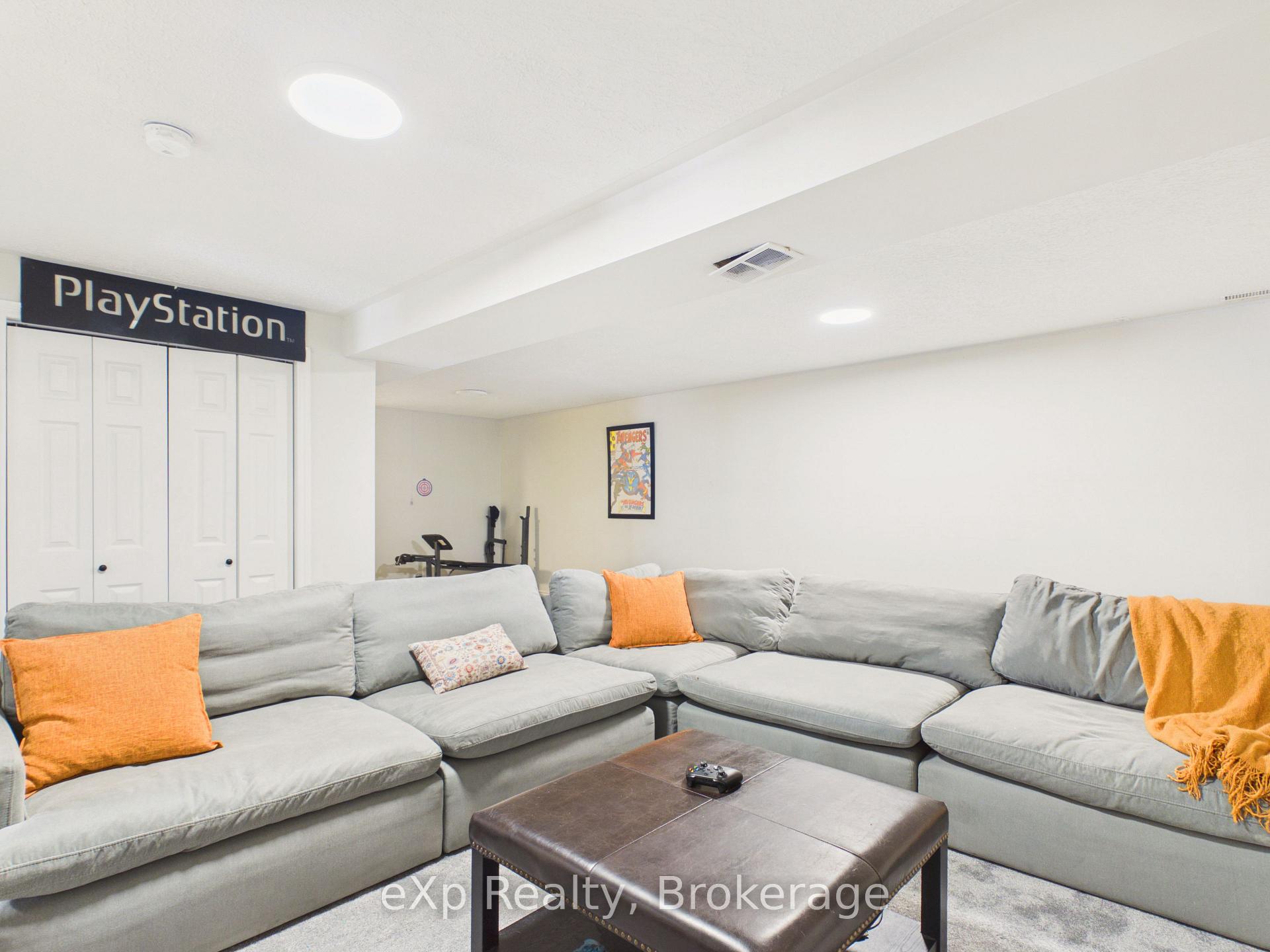 Photo 26 of 20 Highland Crescent, South Bruce — HOMEH