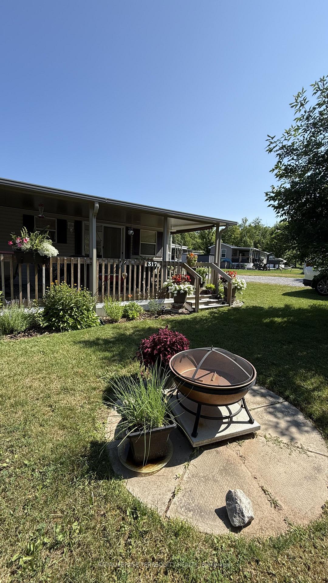 Photo 5 of 317 Rockview, Selwyn — HOMEH