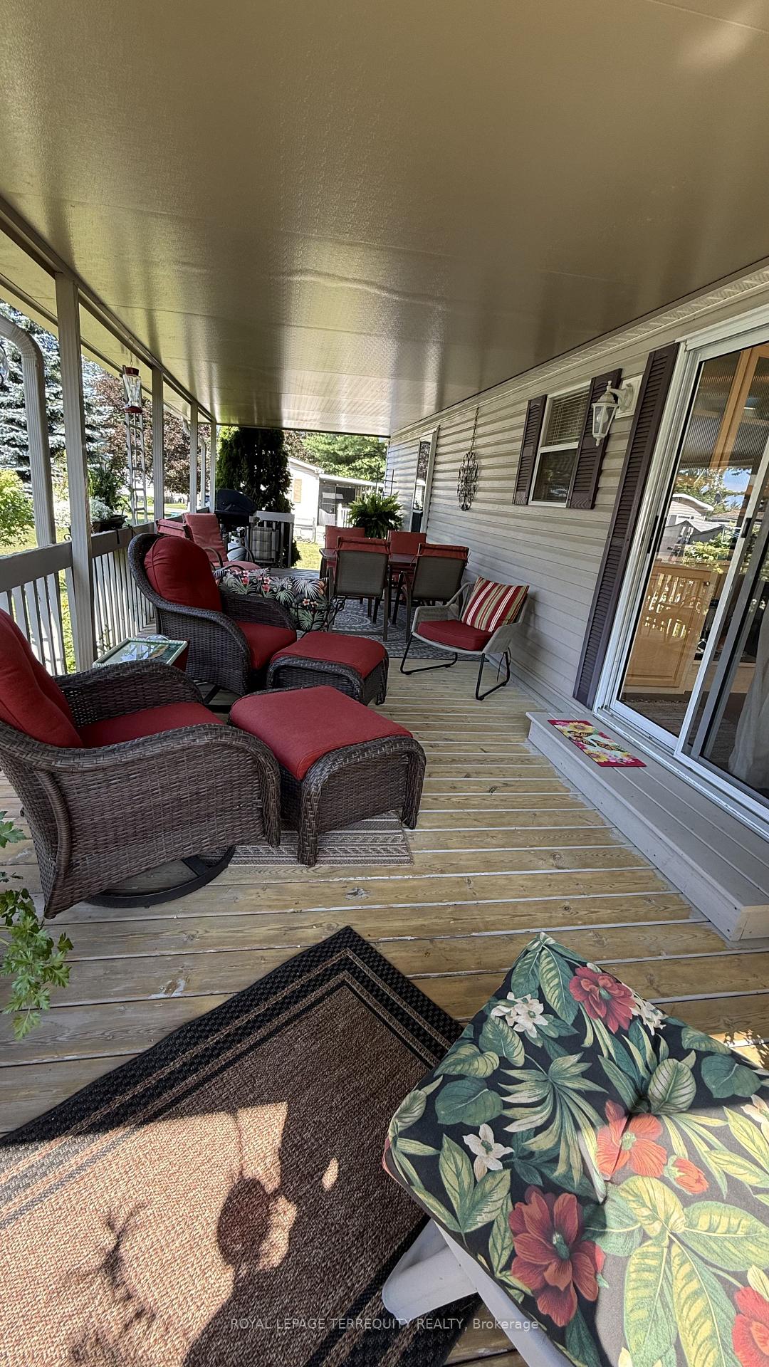 Photo 13 of 317 Rockview, Selwyn — HOMEH