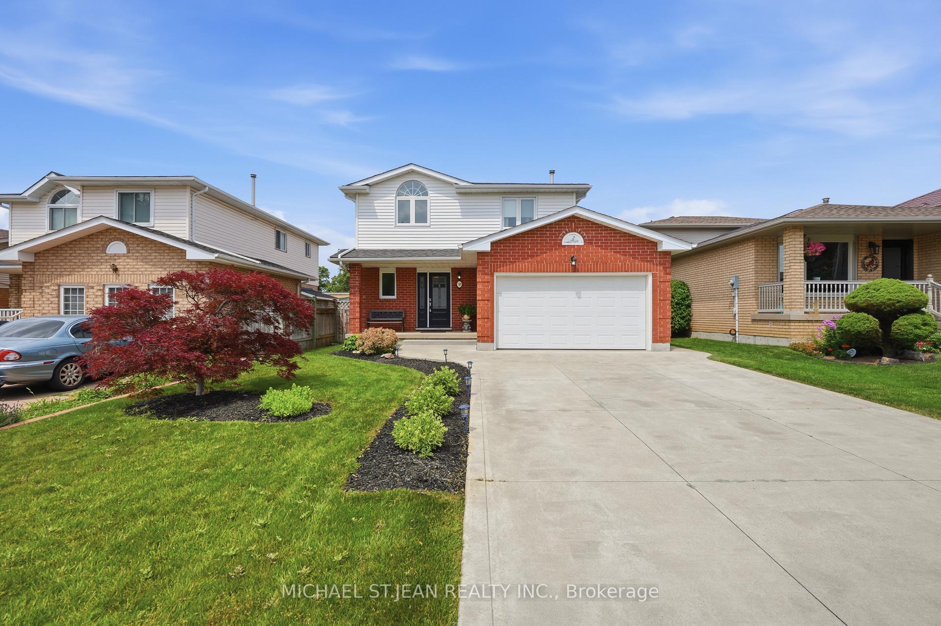 Photo 3 of 31 Fano Drive, Hamilton, Butler — HOMEH