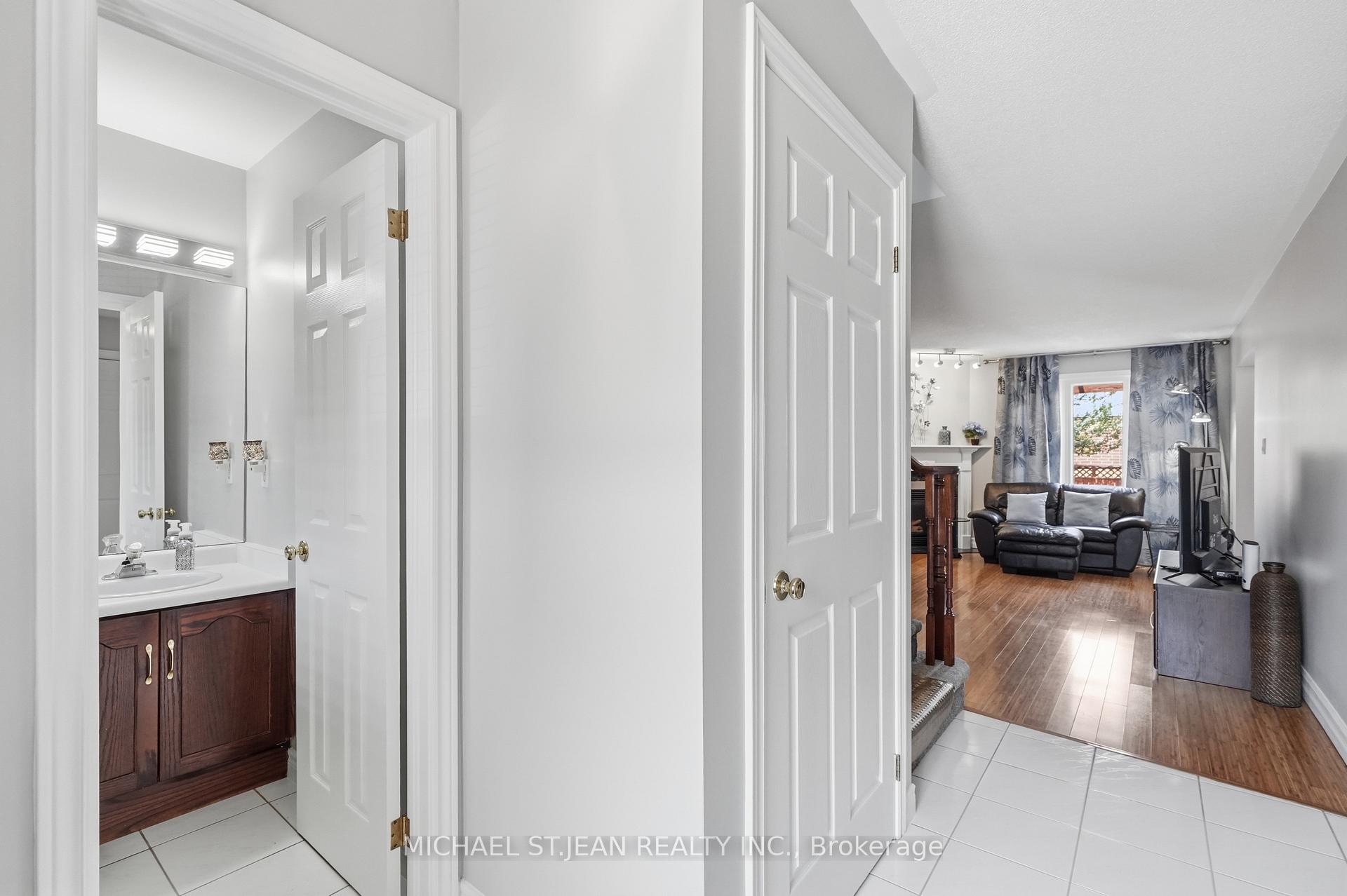 Photo 7 of 31 Fano Drive, Hamilton, Butler — HOMEH
