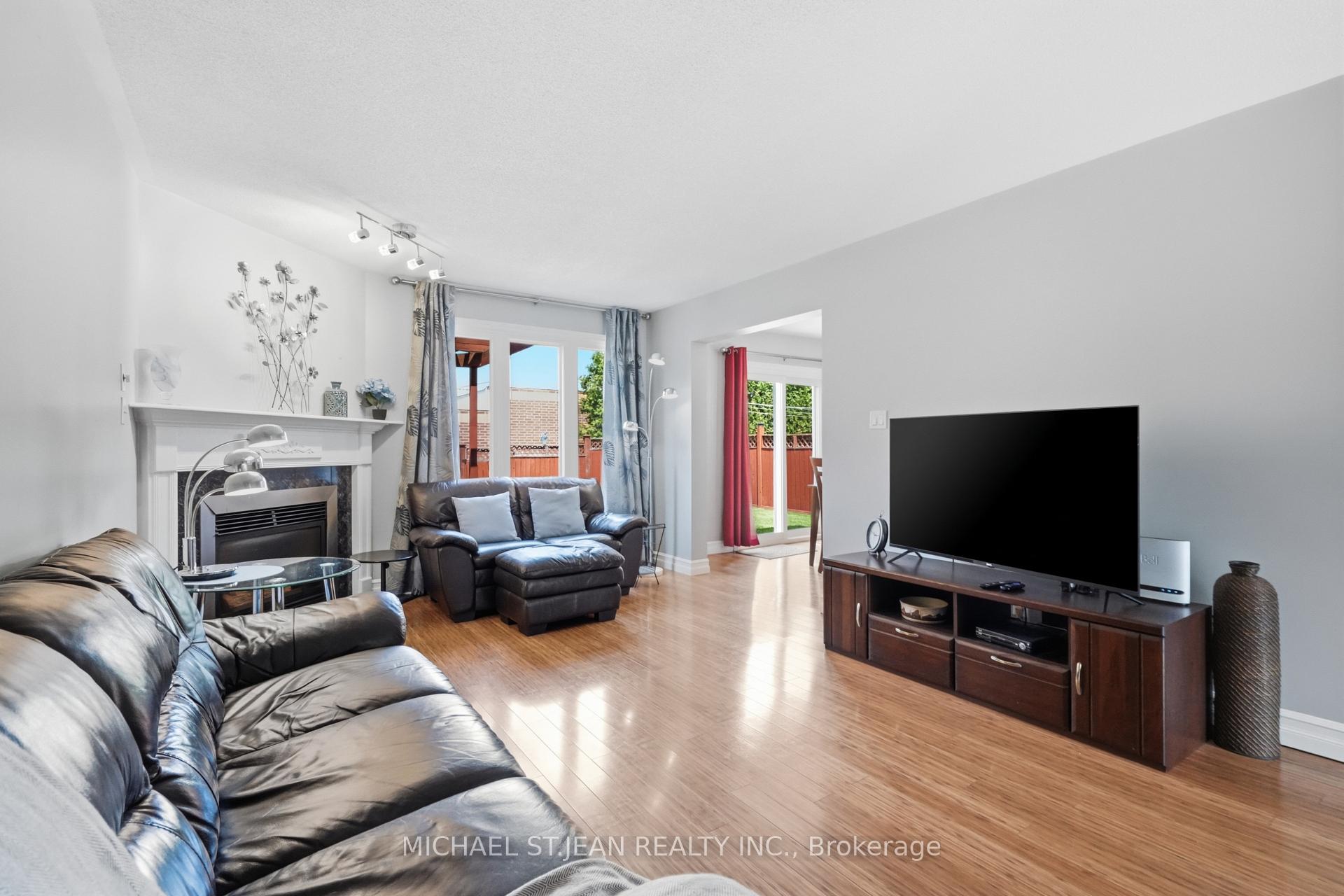 Photo 9 of 31 Fano Drive, Hamilton, Butler — HOMEH