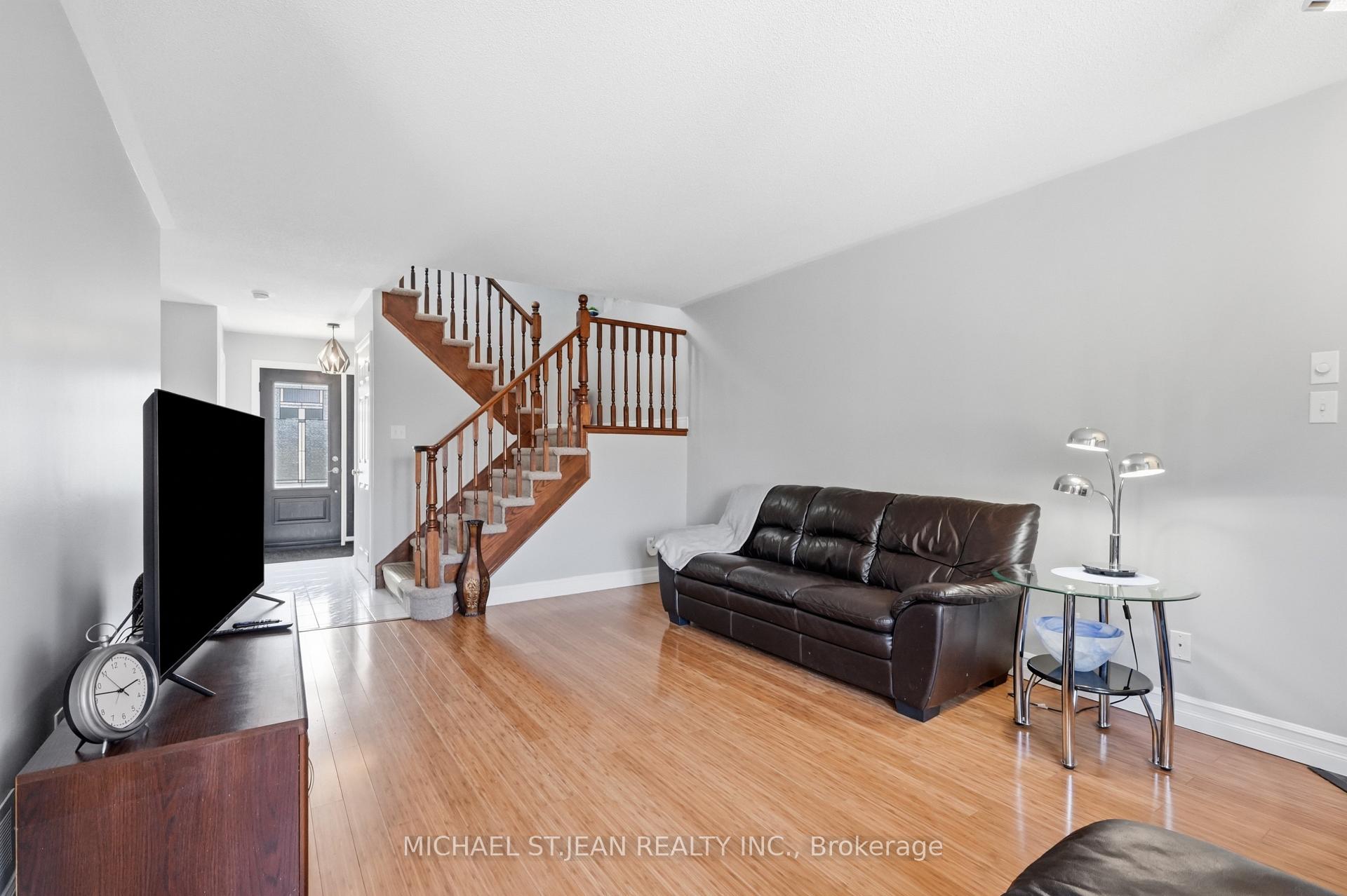 Photo 11 of 31 Fano Drive, Hamilton, Butler — HOMEH