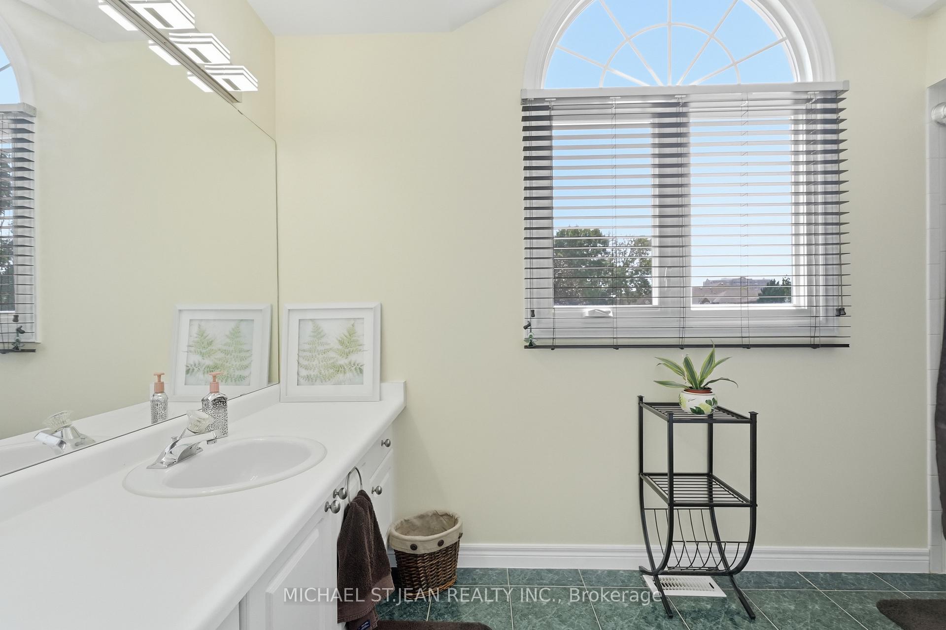 Photo 30 of 31 Fano Drive, Hamilton, Butler — HOMEH