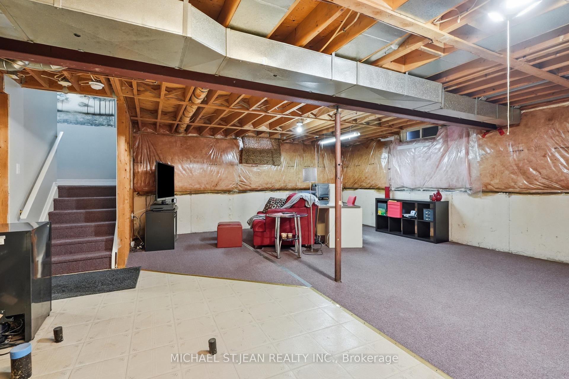 Photo 35 of 31 Fano Drive, Hamilton, Butler — HOMEH