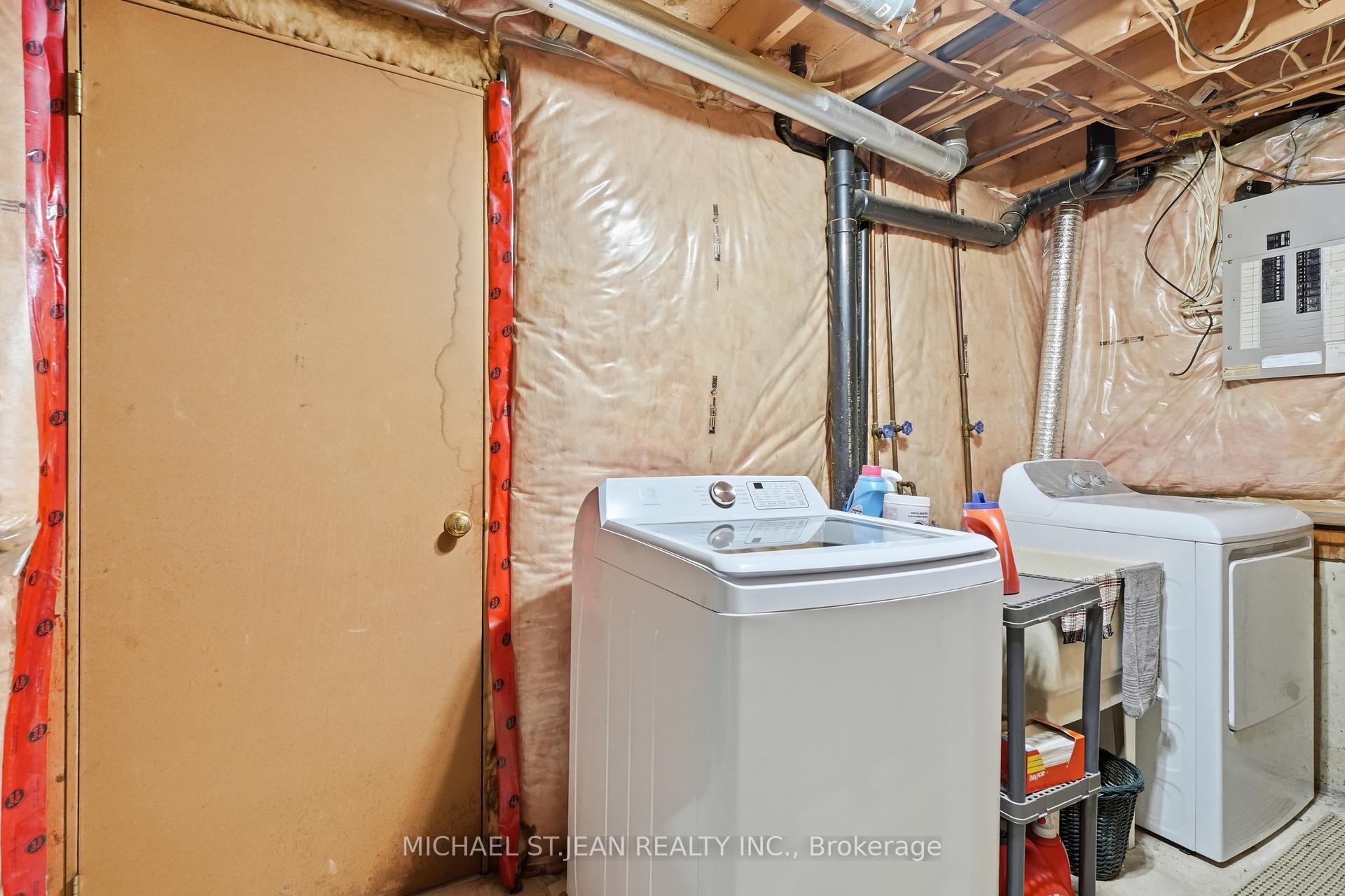 Photo 36 of 31 Fano Drive, Hamilton, Butler — HOMEH