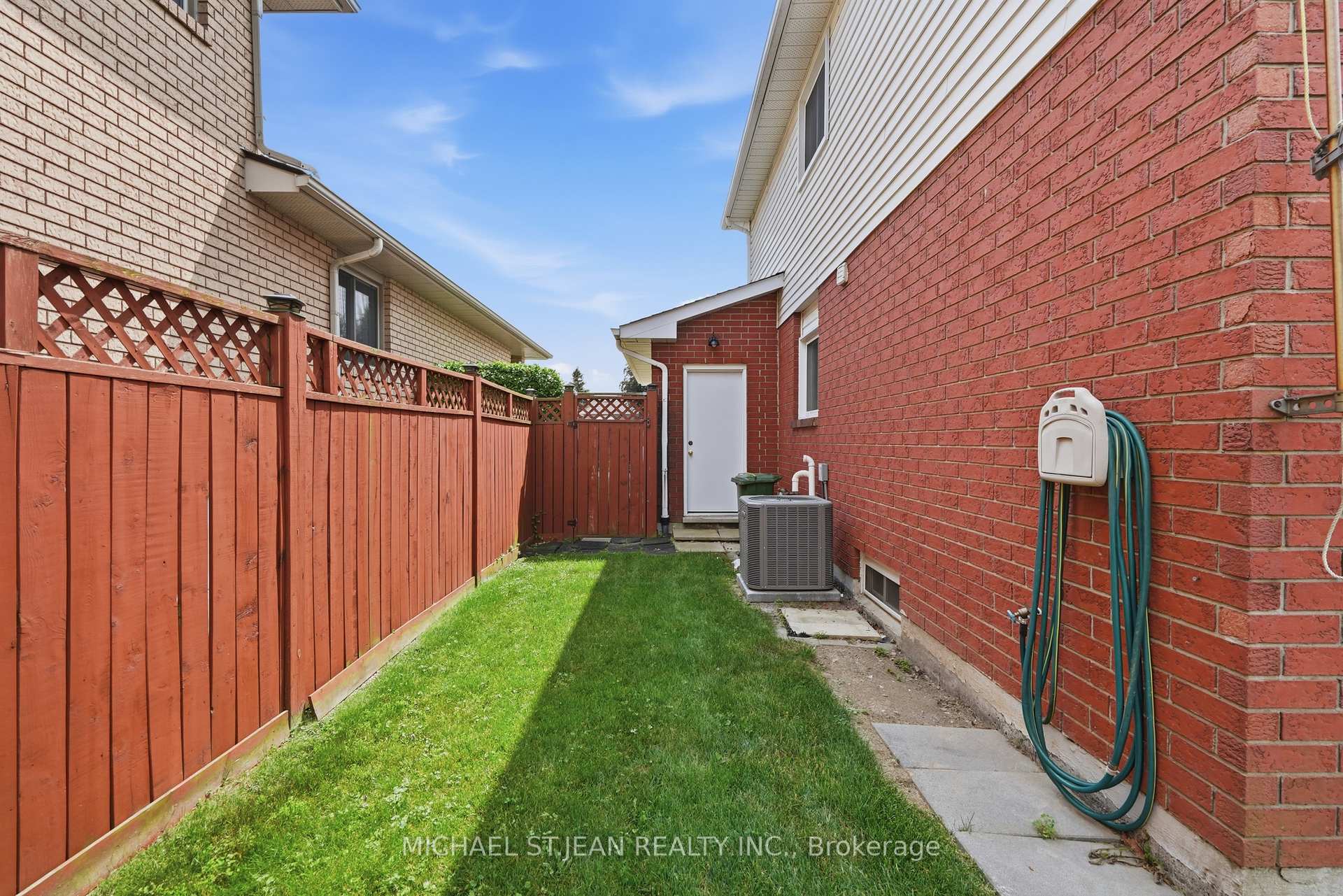 Photo 41 of 31 Fano Drive, Hamilton, Butler — HOMEH