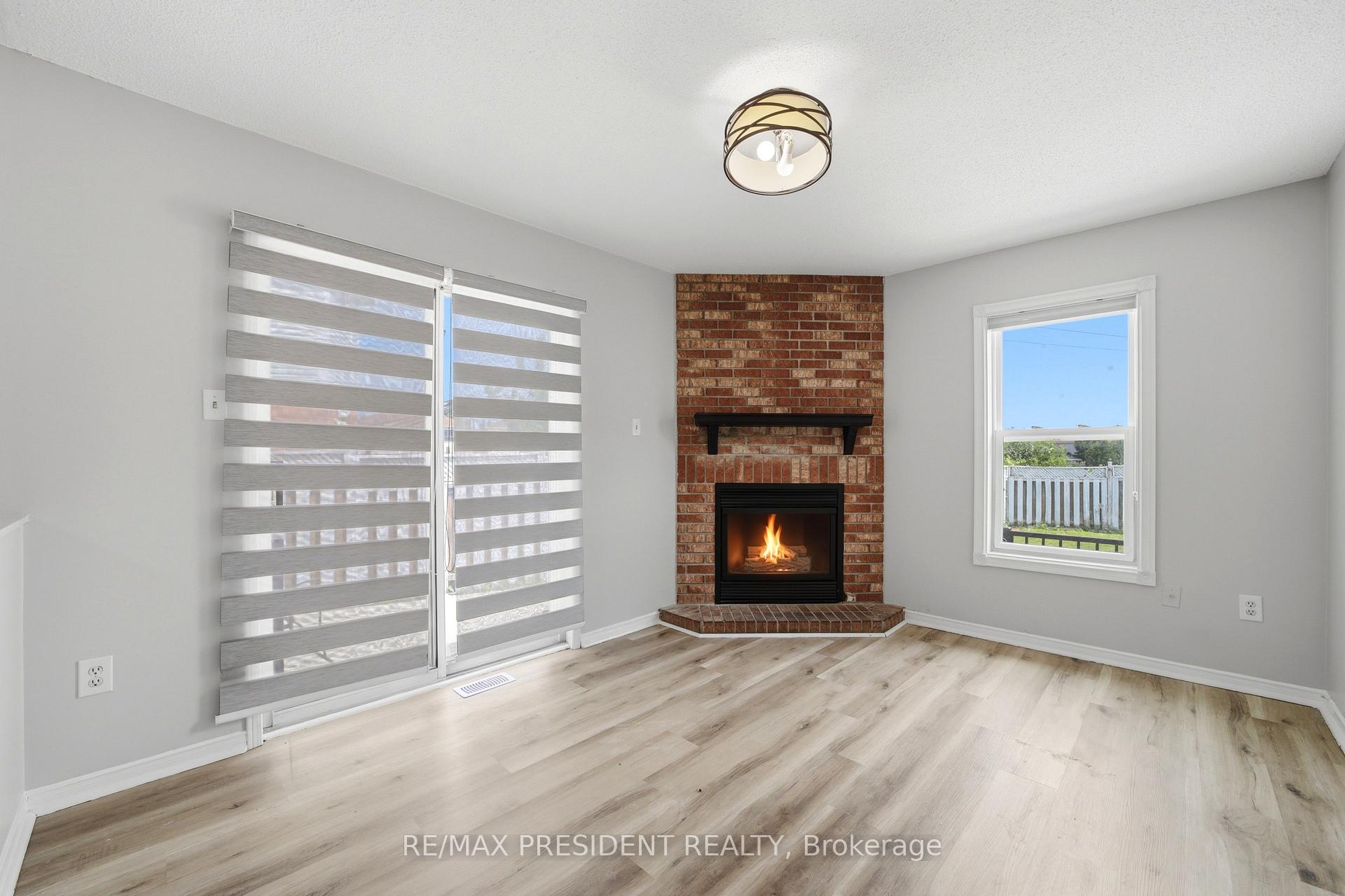 Photo 13 of 112 Ravenswood Drive, Brampton, Fletcher's Creek South — HOMEH