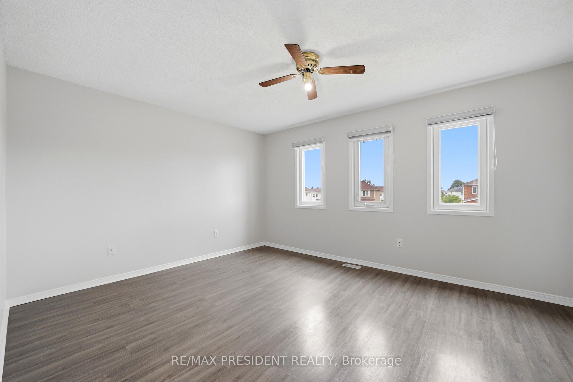 Photo 17 of 112 Ravenswood Drive, Brampton, Fletcher's Creek South — HOMEH