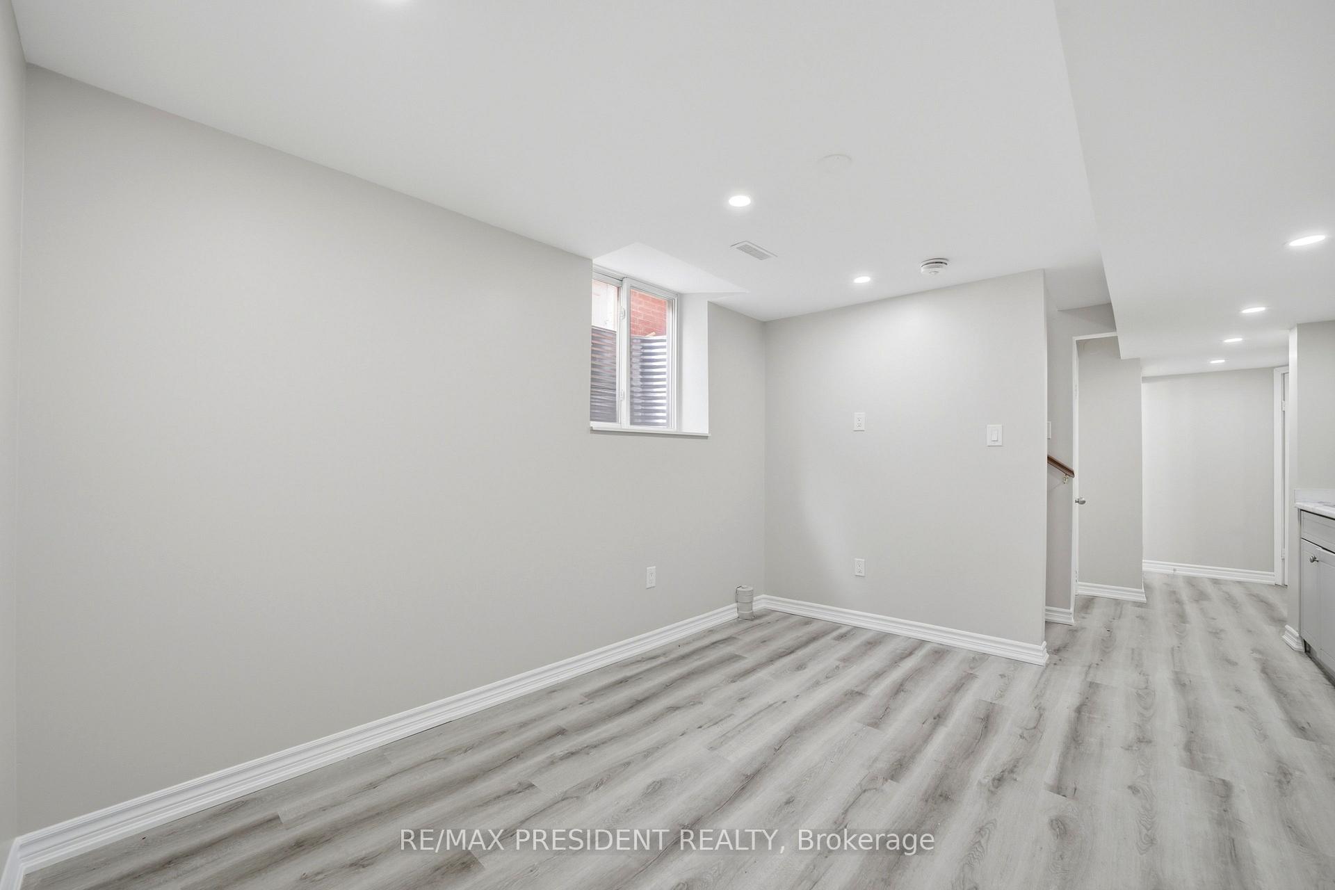 Photo 28 of 112 Ravenswood Drive, Brampton, Fletcher's Creek South — HOMEH