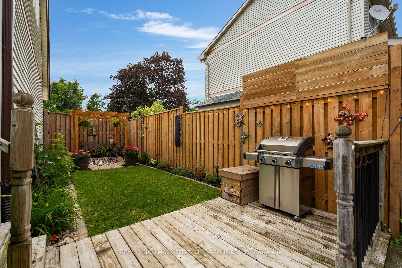 Photo 28 of 36 Lillian Crescent, Barrie, Sunnidale — HOMEH