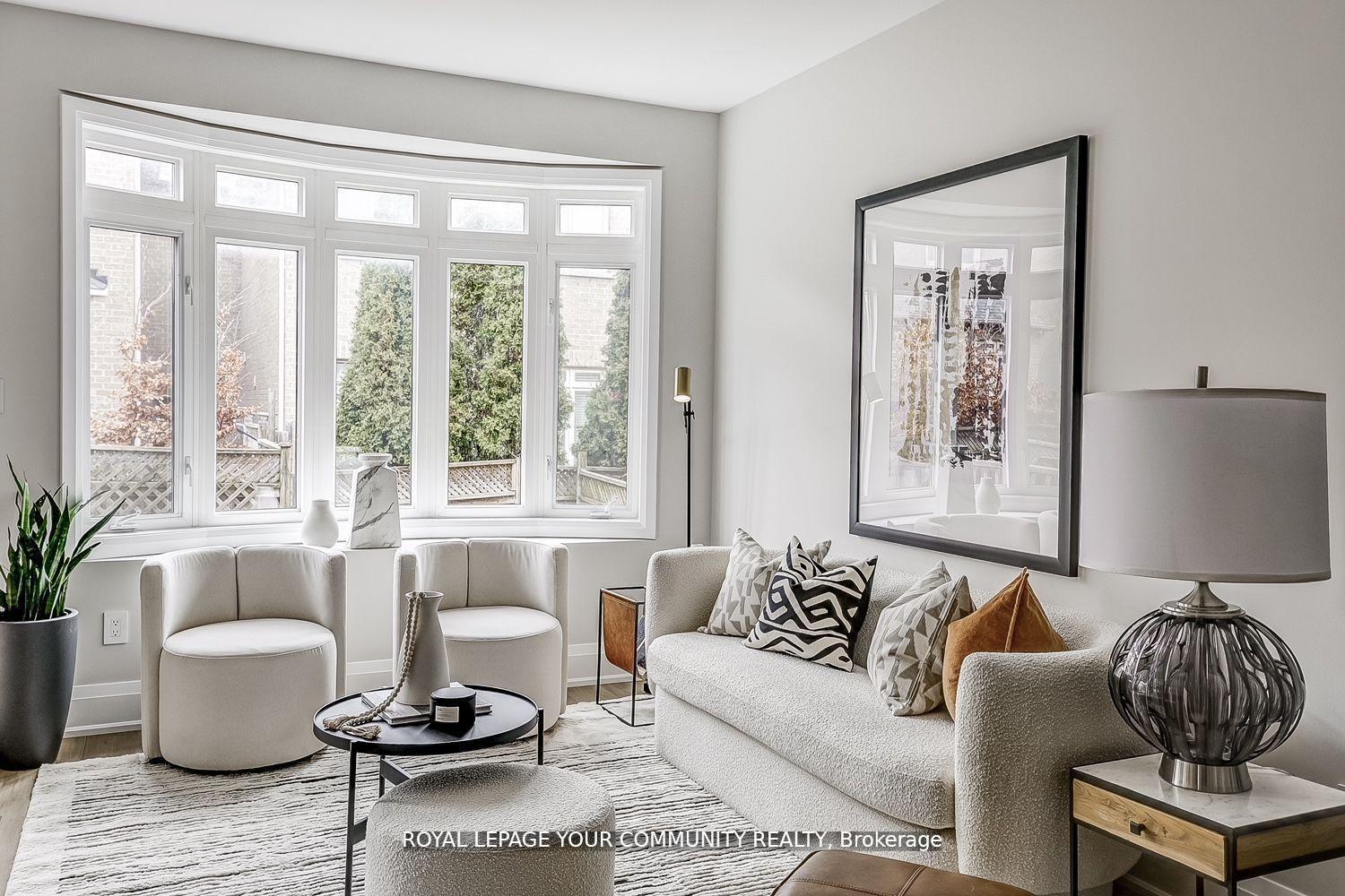 Photo 10 of 43 Gauguin Avenue, Vaughan, Patterson — HOMEH
