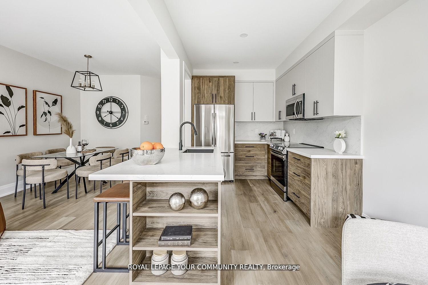 Photo 16 of 43 Gauguin Avenue, Vaughan, Patterson — HOMEH