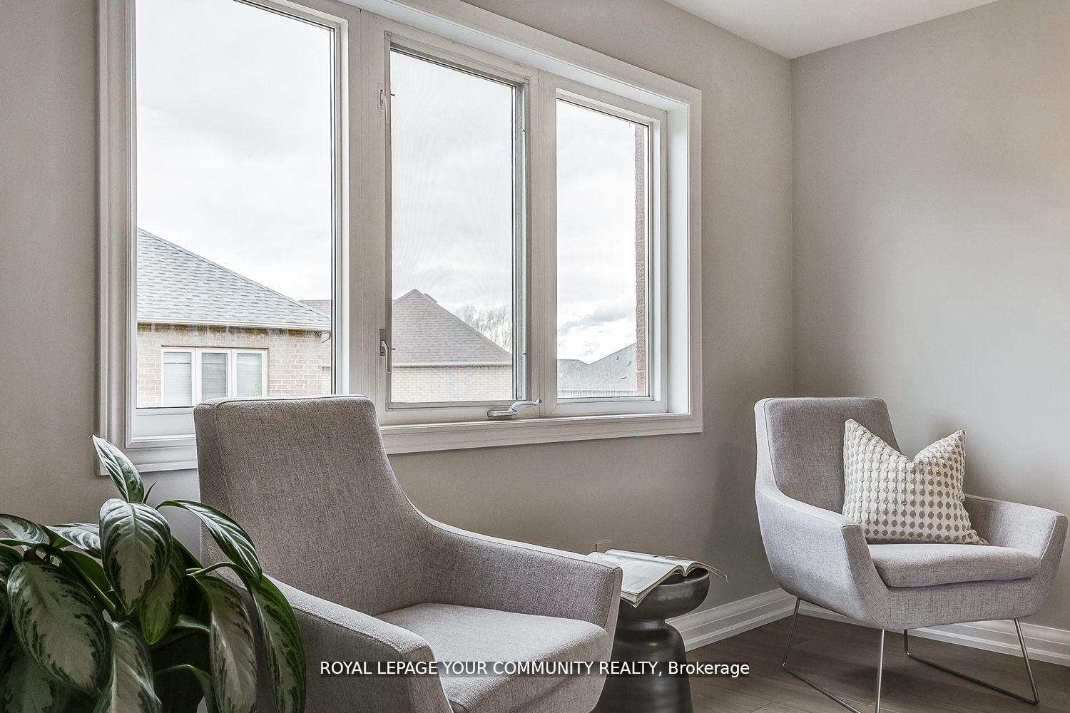 Photo 24 of 43 Gauguin Avenue, Vaughan, Patterson — HOMEH
