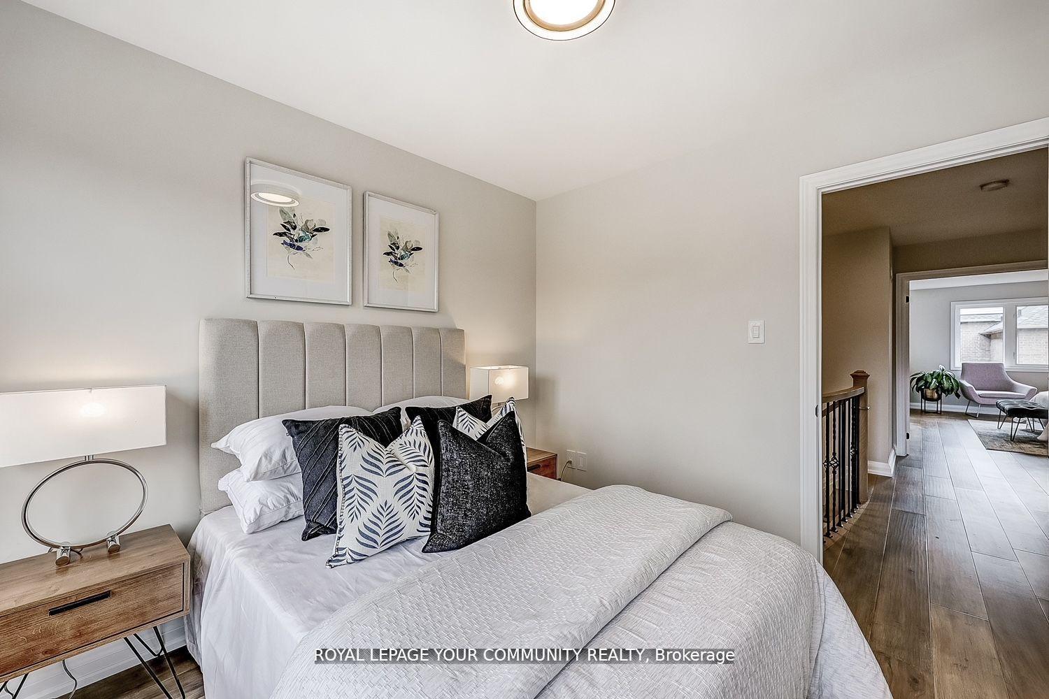 Photo 26 of 43 Gauguin Avenue, Vaughan, Patterson — HOMEH