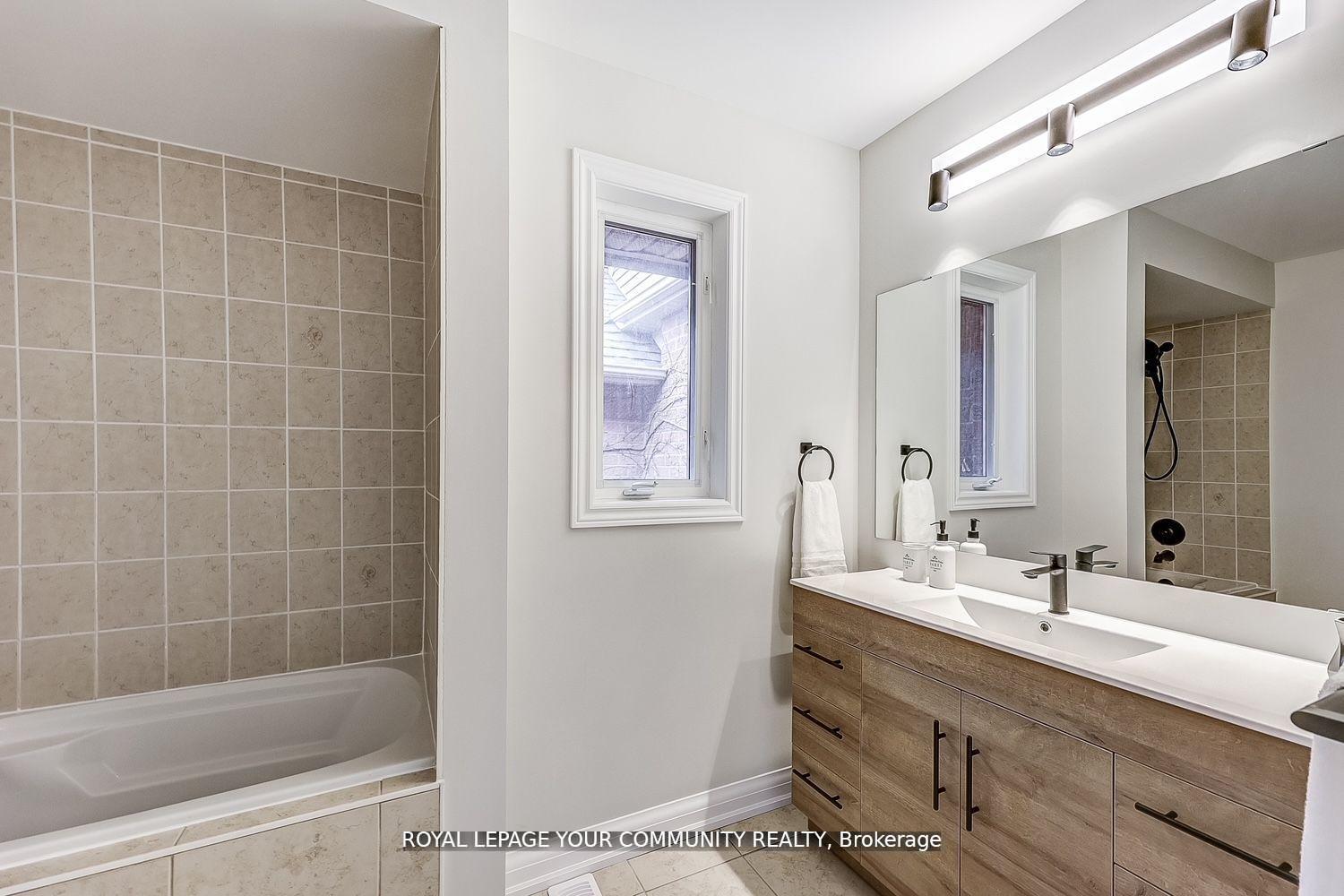 Photo 30 of 43 Gauguin Avenue, Vaughan, Patterson — HOMEH