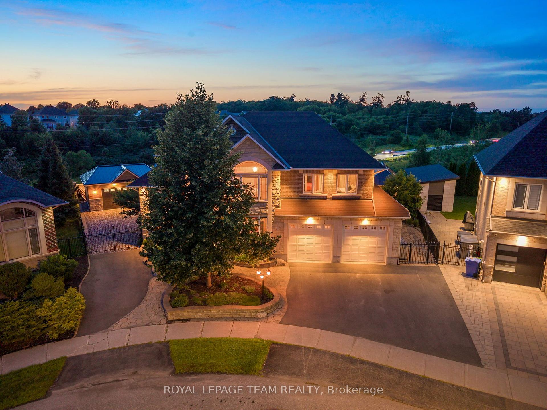 Photo 1 of 7 Tradewinds Drive, Ottawa, Barrhaven East — HOMEH